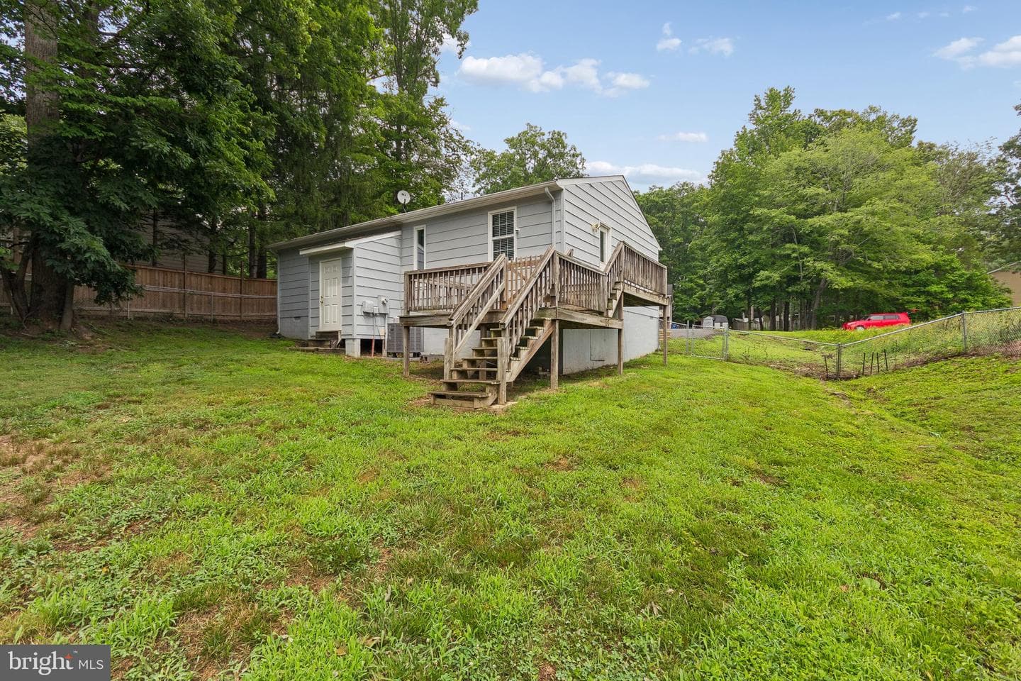 343 Albany Street photo 21