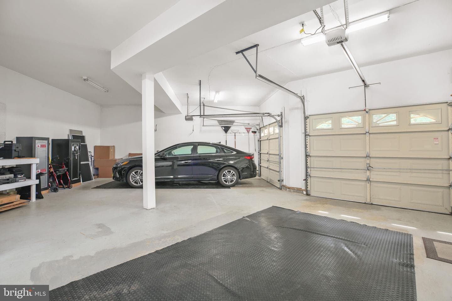 10033 Altamont Circle photo 41