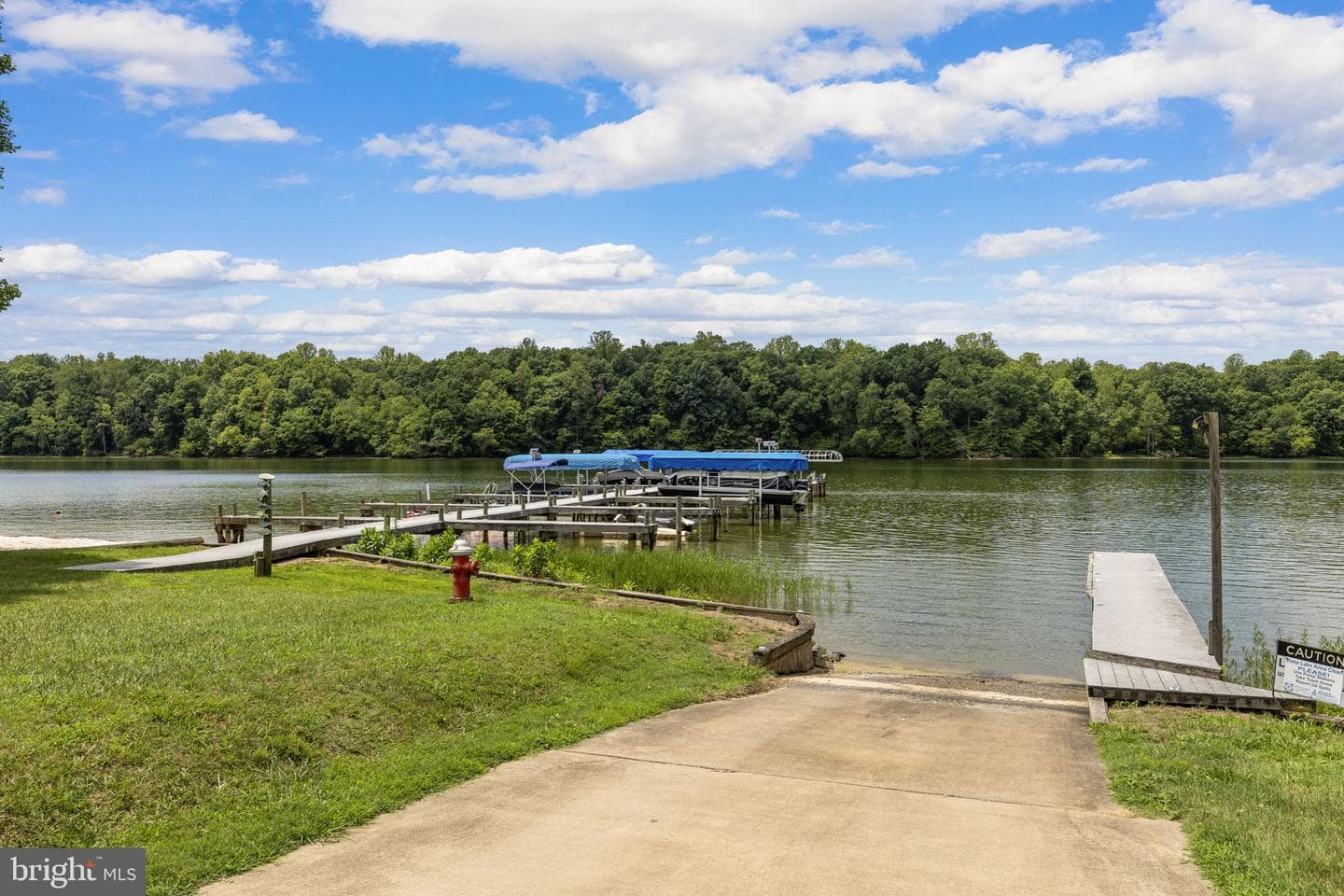 6801 Lake Pointe Drive photo 8