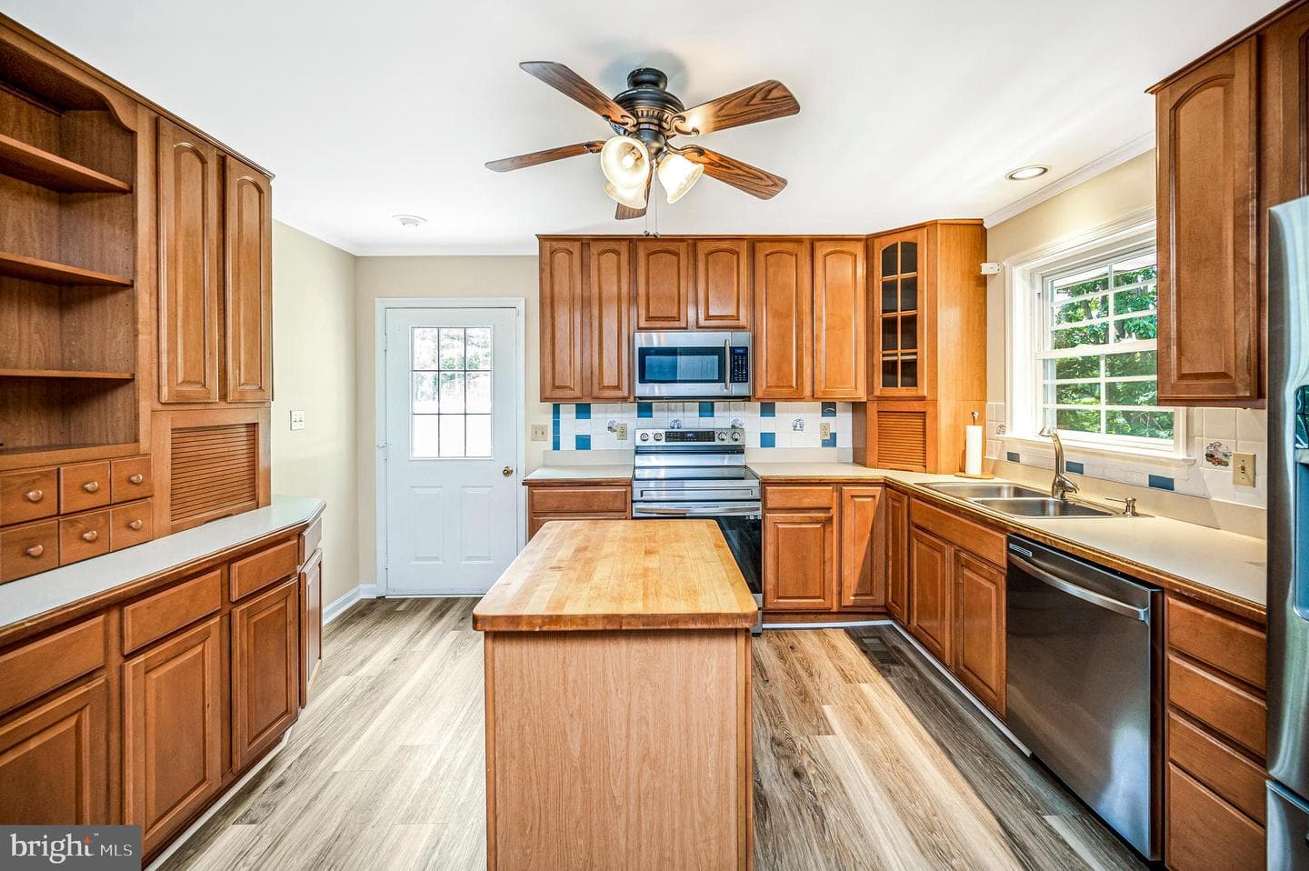 6823 Massaponax Church Road photo 15