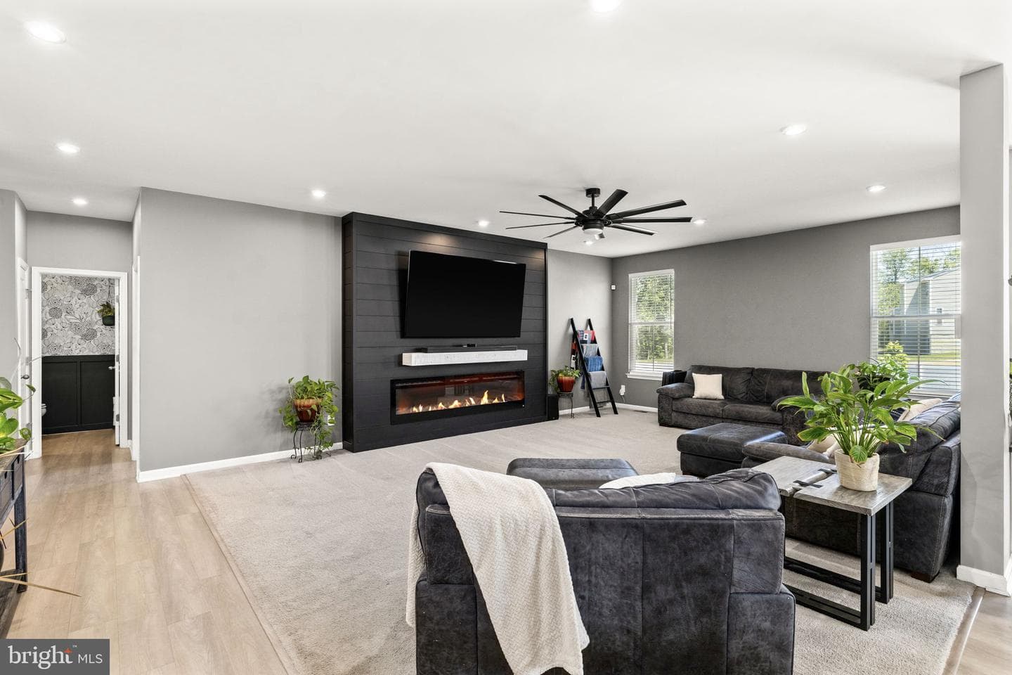 9305 Spring Hill Lane photo 17