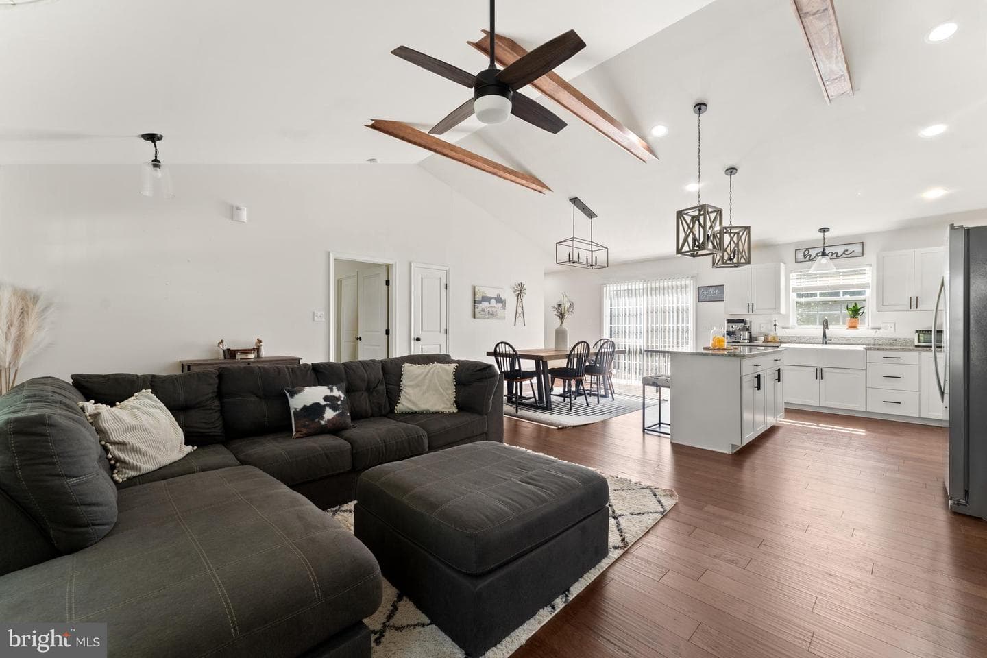 3731 Breaknock Road photo 3