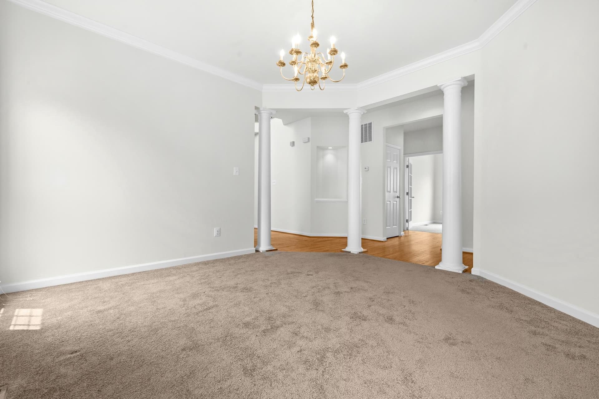 5407 Silver Maple Lane photo 5