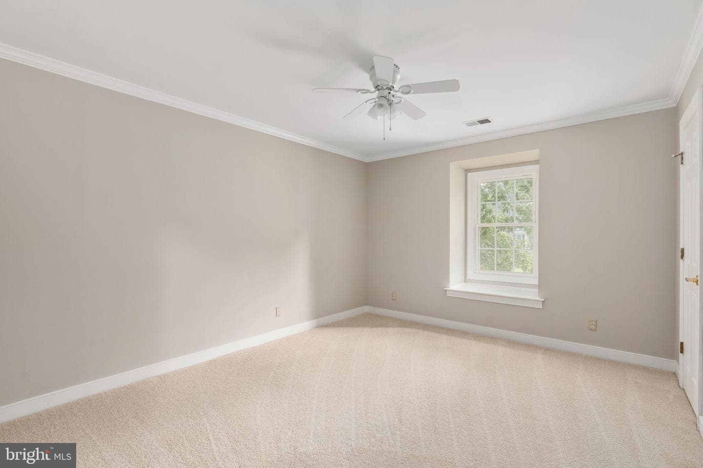 9 Sanford Circle photo 40