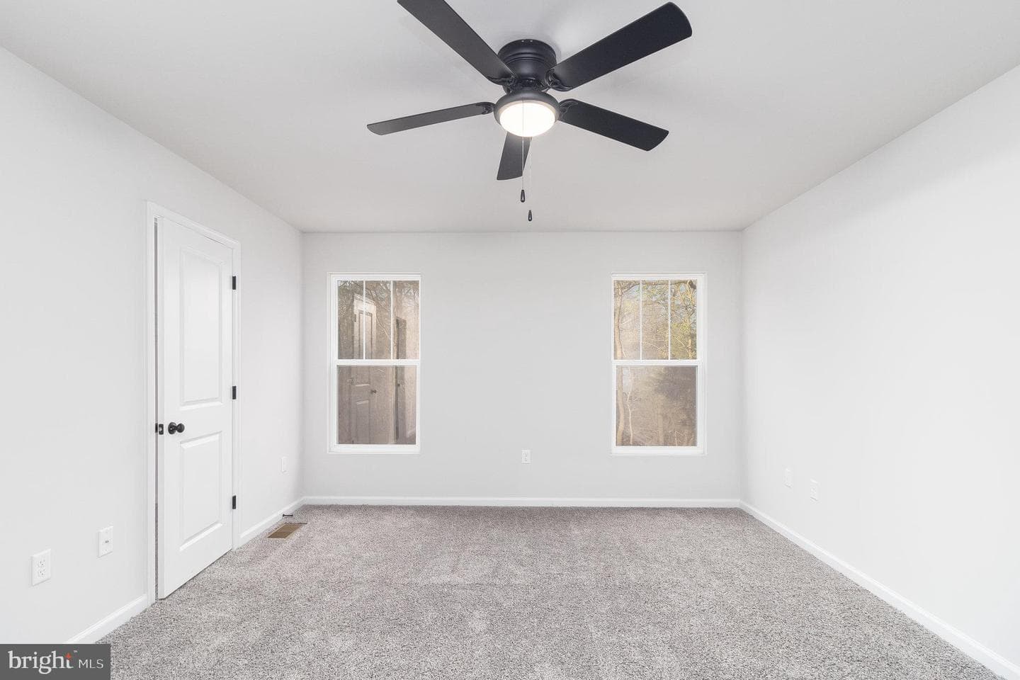215 Mansfield Street photo 13