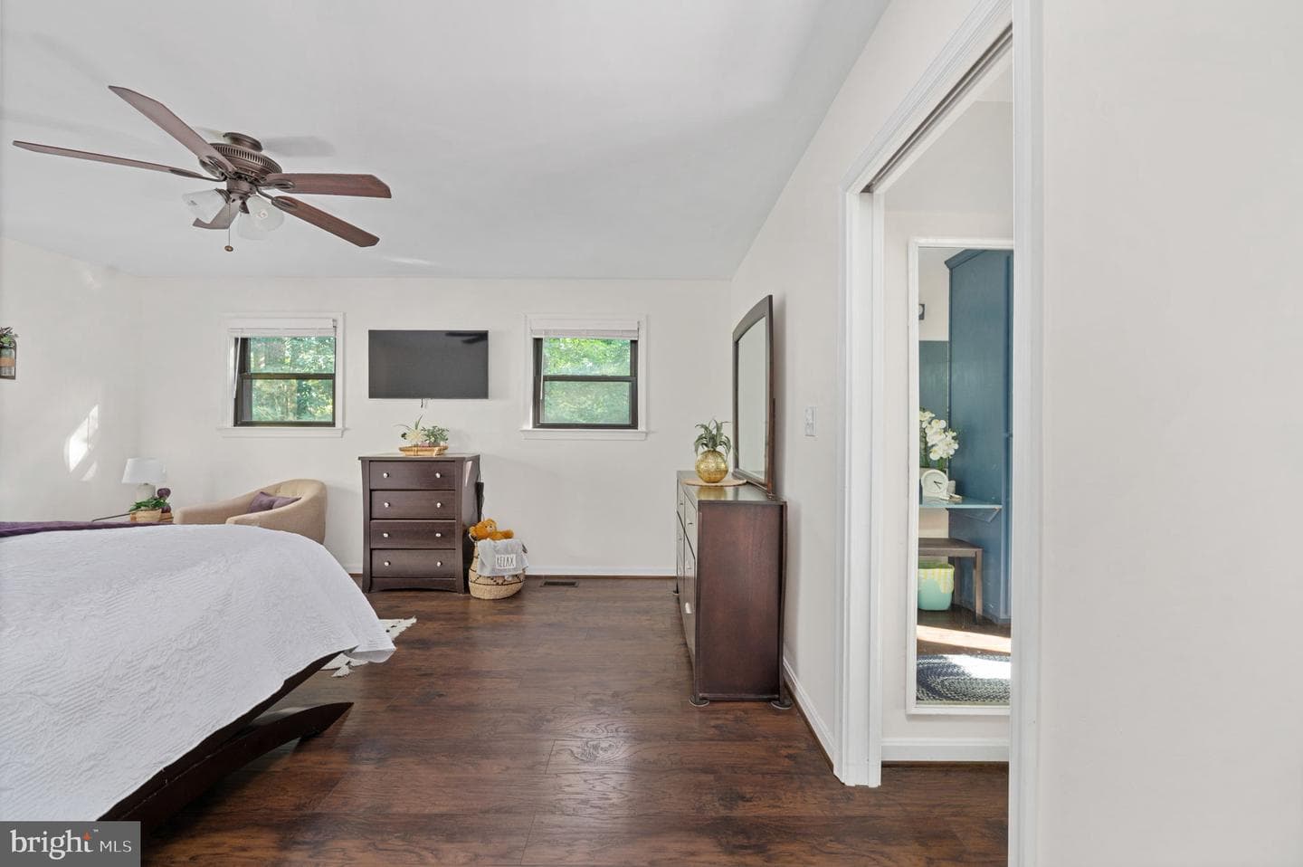 12504 Hawkins Lane photo 42