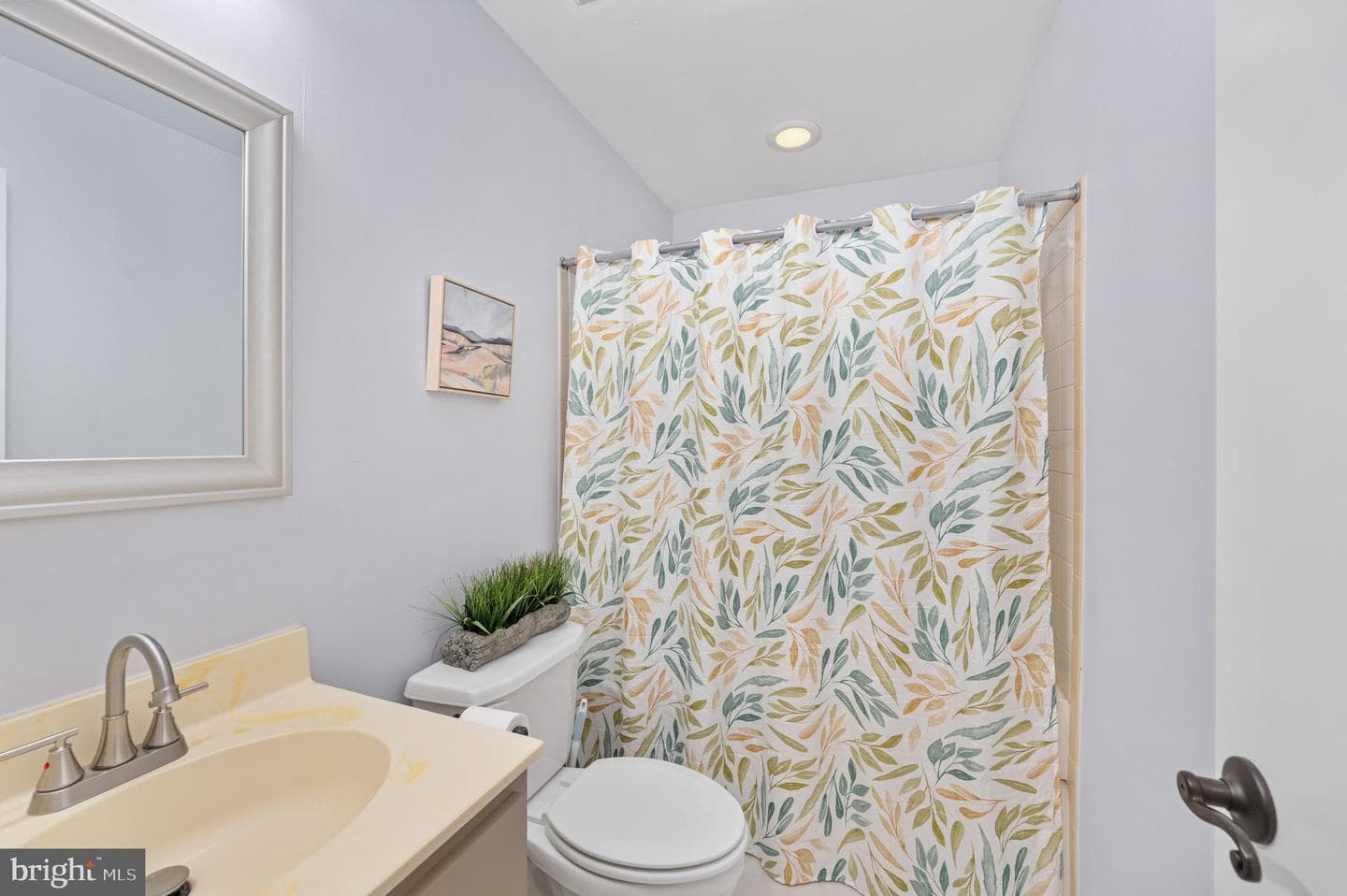 12504 Hawkins Lane photo 55
