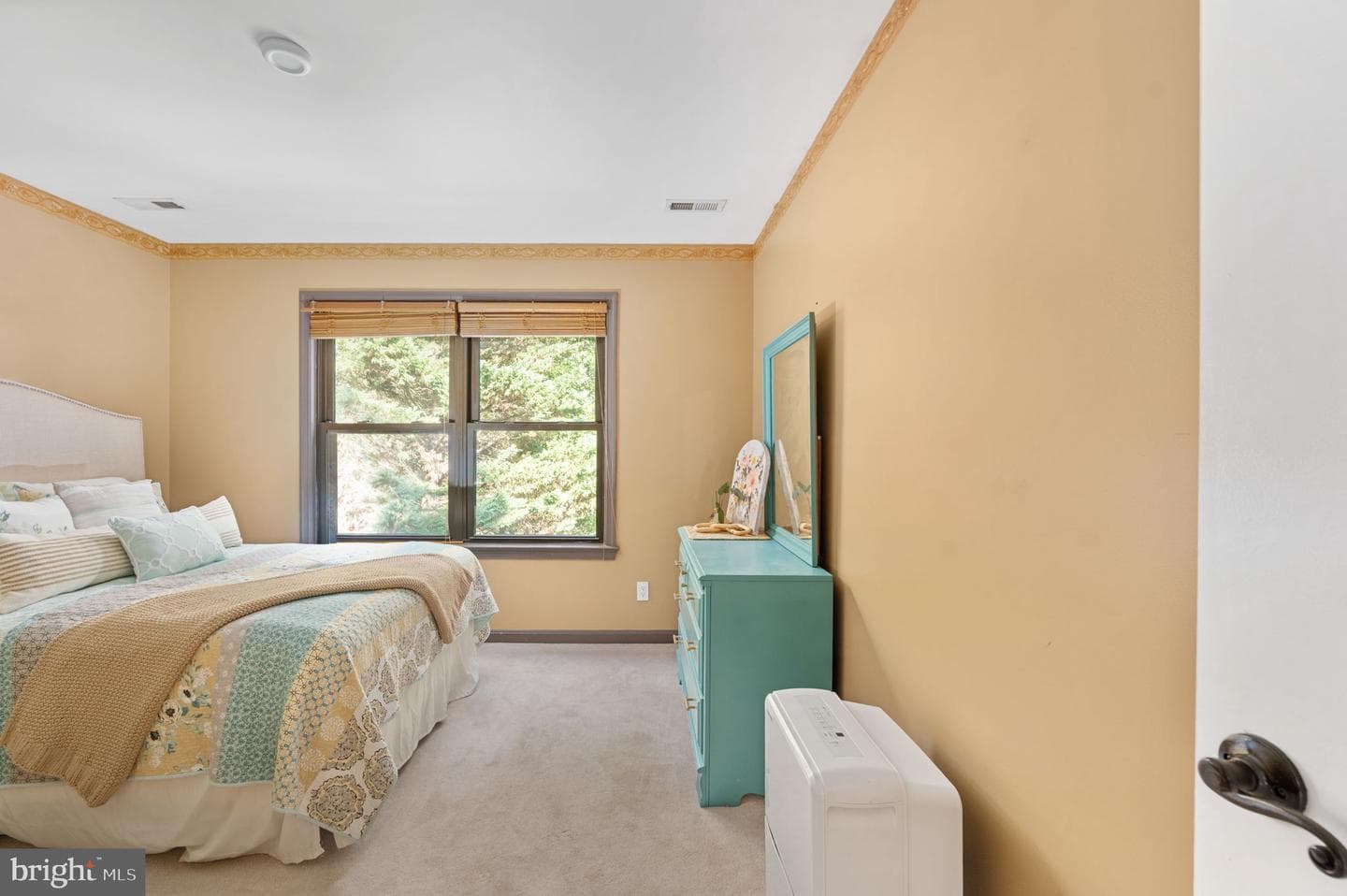 12504 Hawkins Lane photo 56