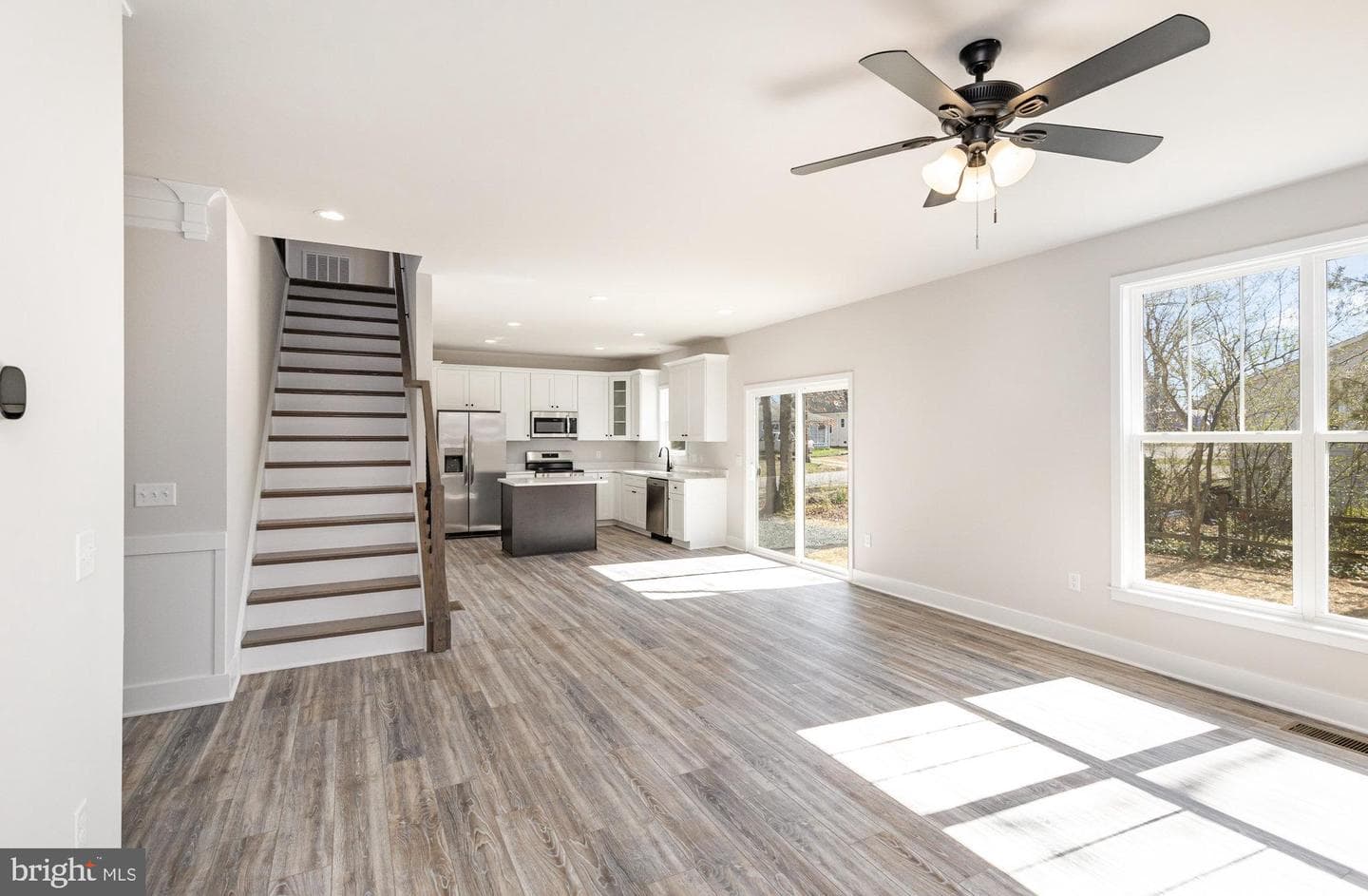 12400 Salient Lane photo 8