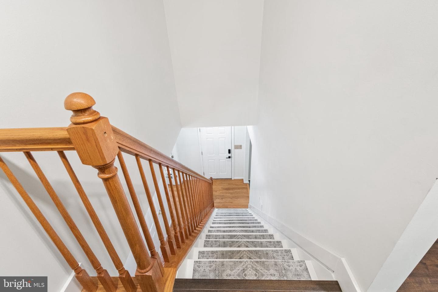 9516 Post Lane photo 26