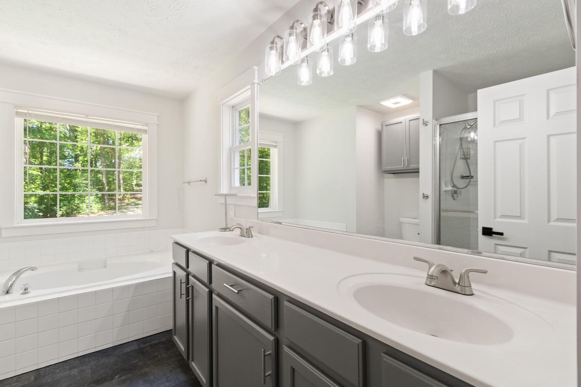 9516 Post Lane photo 32