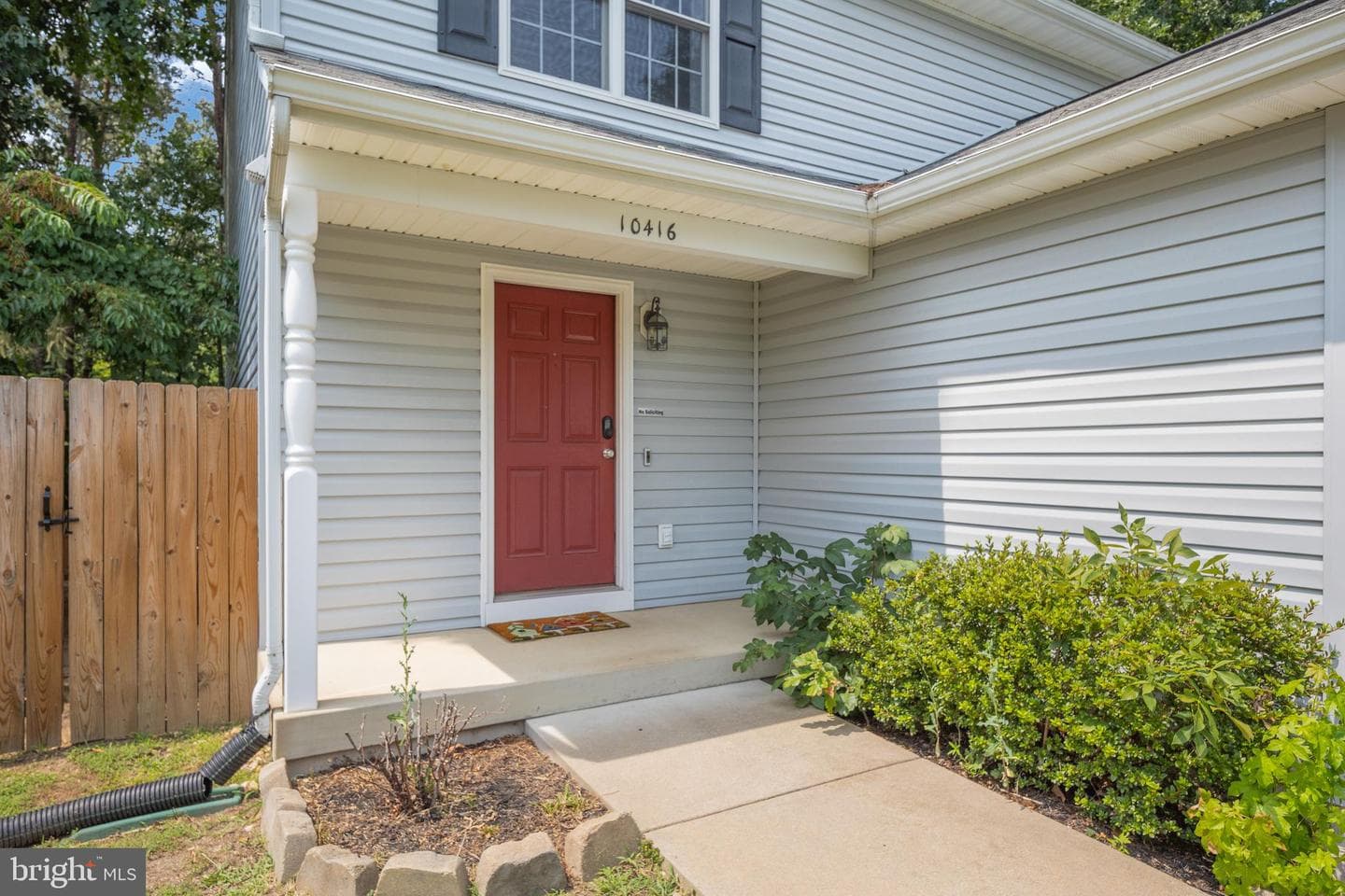 10416 Hillside Lane photo 6
