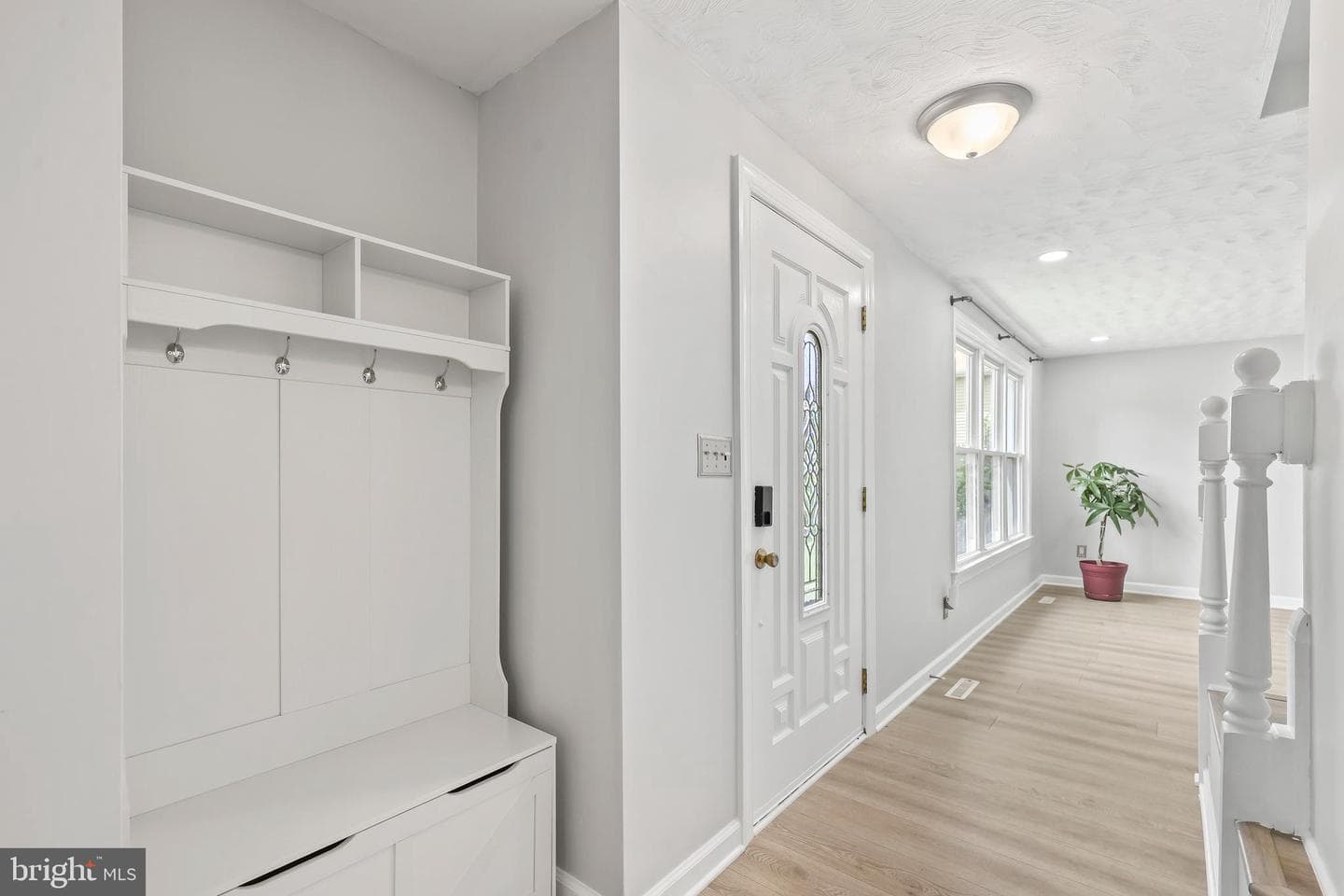 5062 Macnamara Drive photo 20