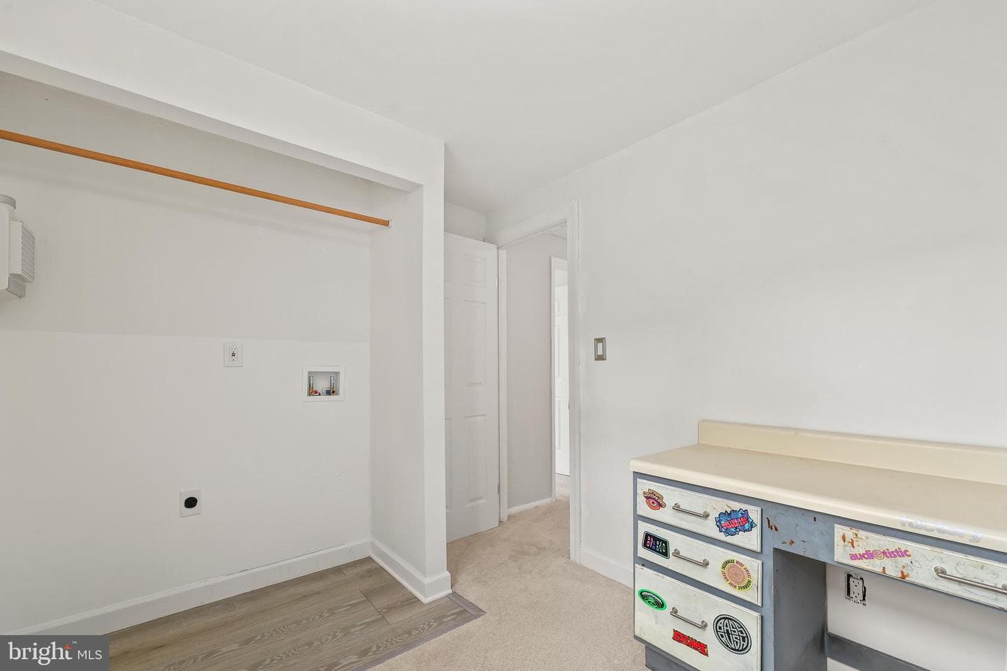 5062 Macnamara Drive photo 33