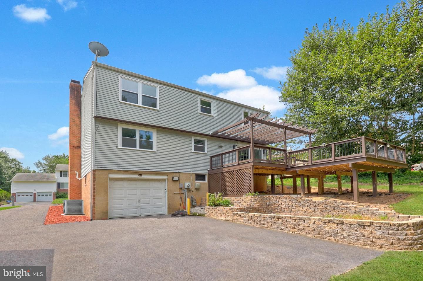 5062 Macnamara Drive photo 42
