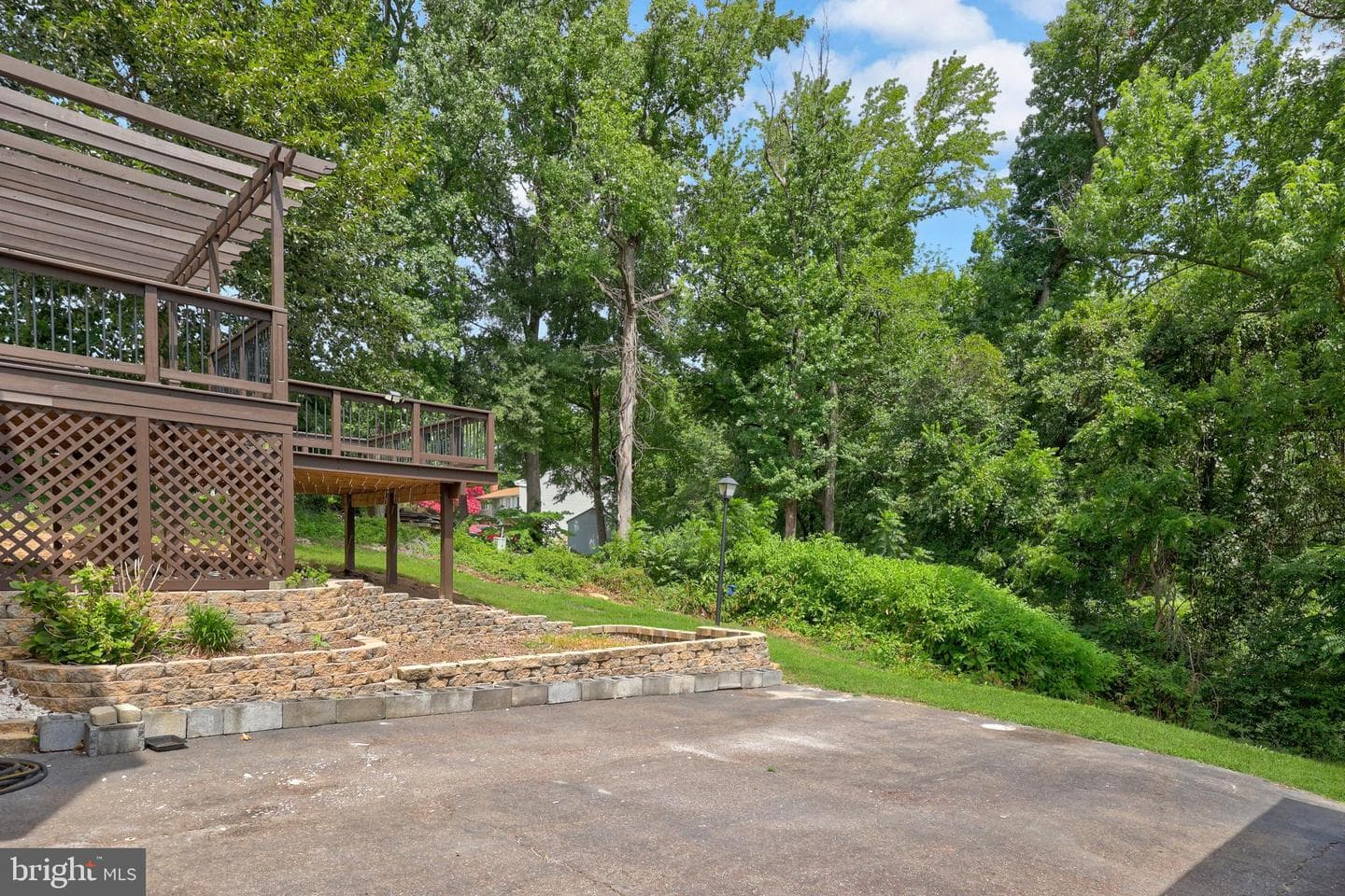 5062 Macnamara Drive photo 44