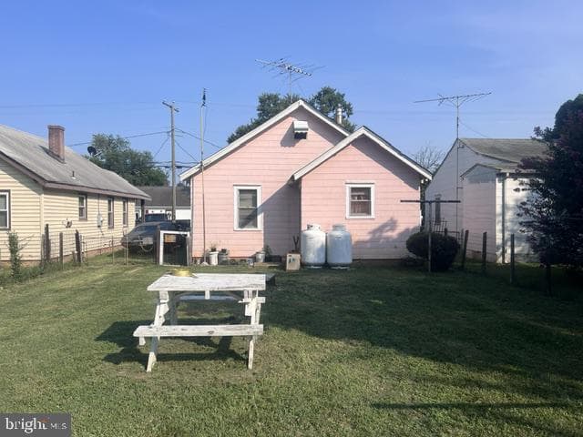 152 Bend Farm Road, Fredericksburg