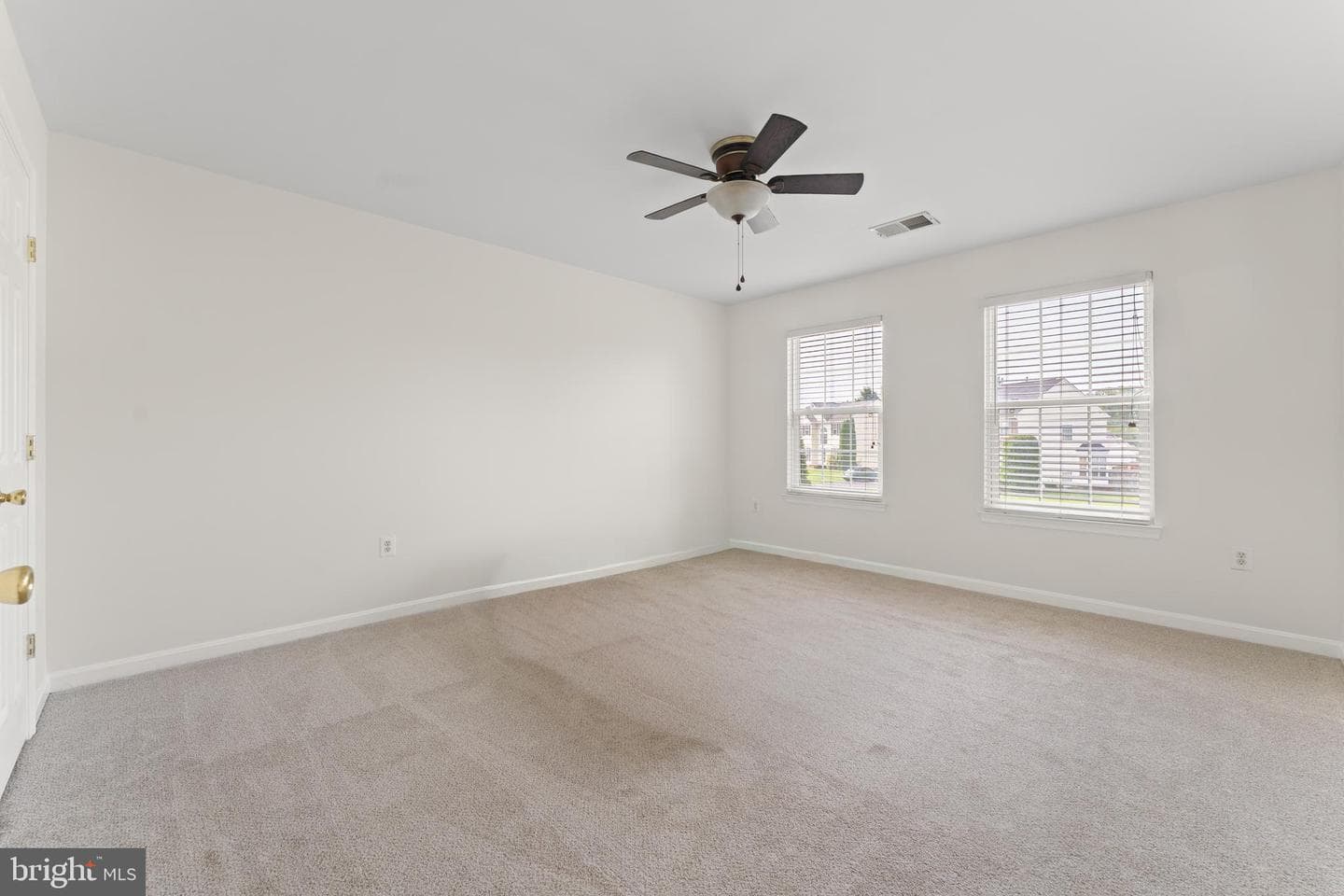 5610 Heritage Hills Circle photo 37