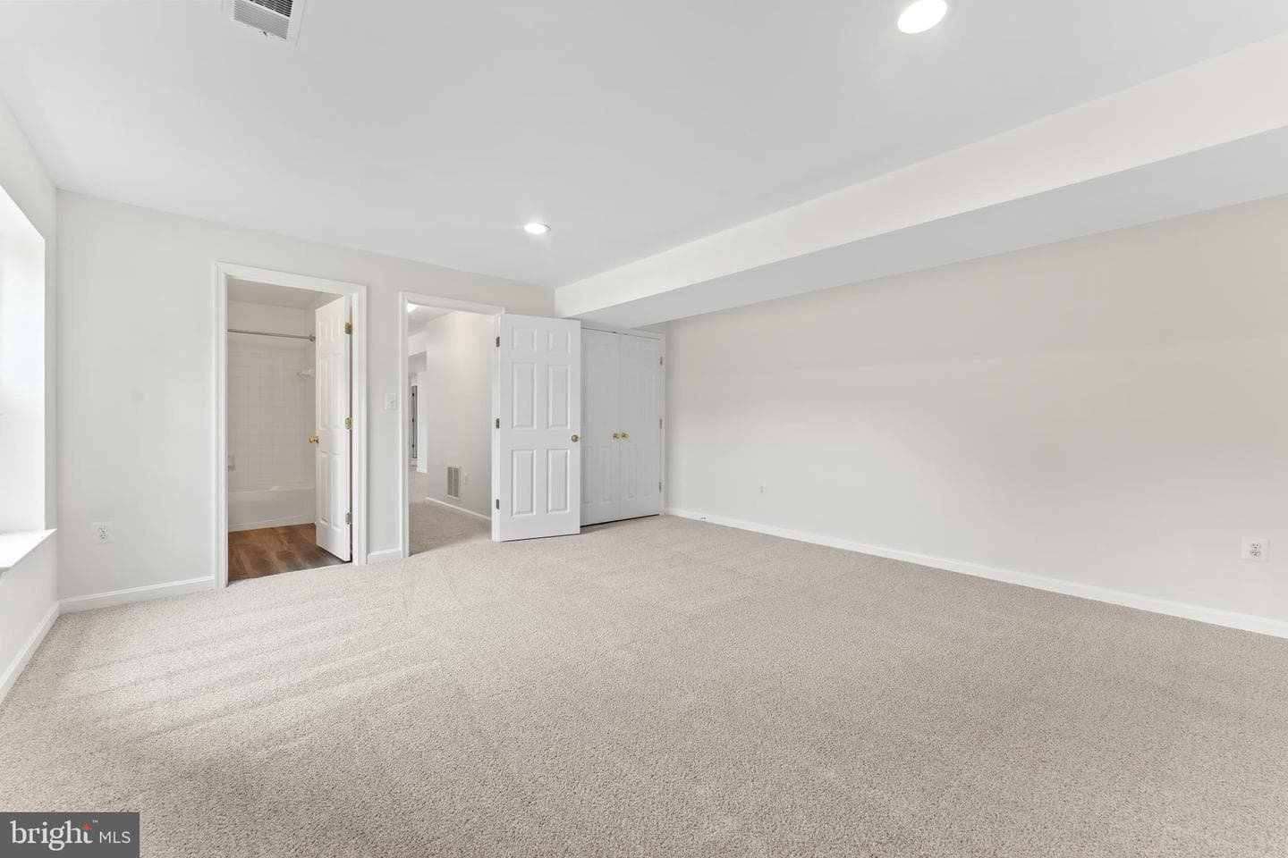 5610 Heritage Hills Circle photo 41