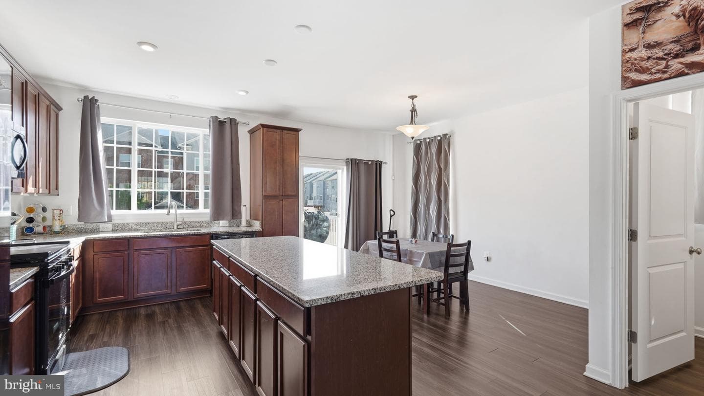 10208 Egret Court photo 6