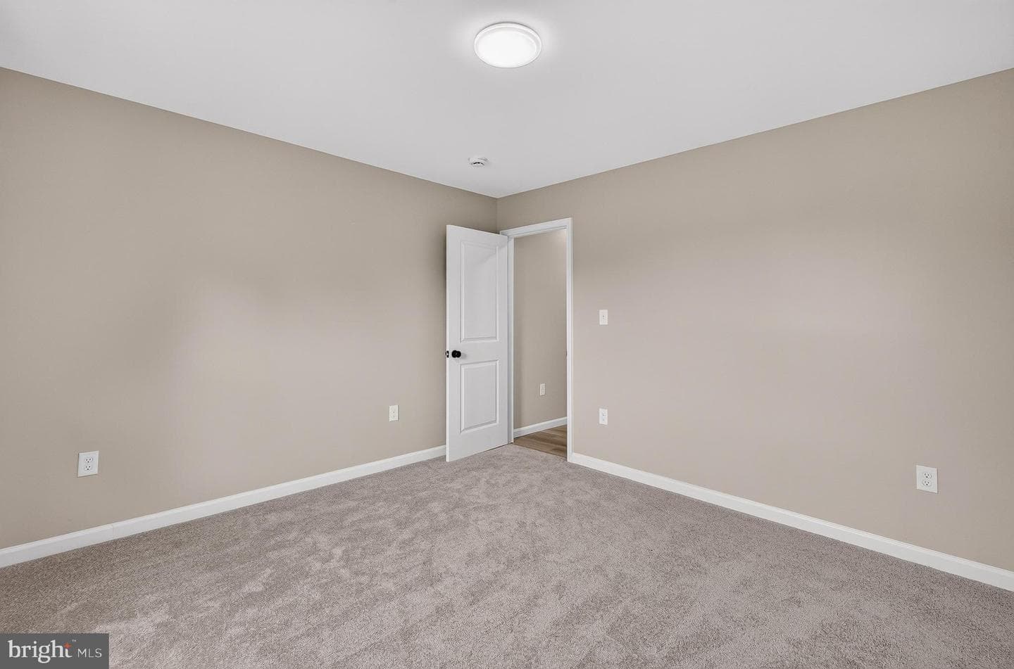 8039 Chancellor Road photo 64