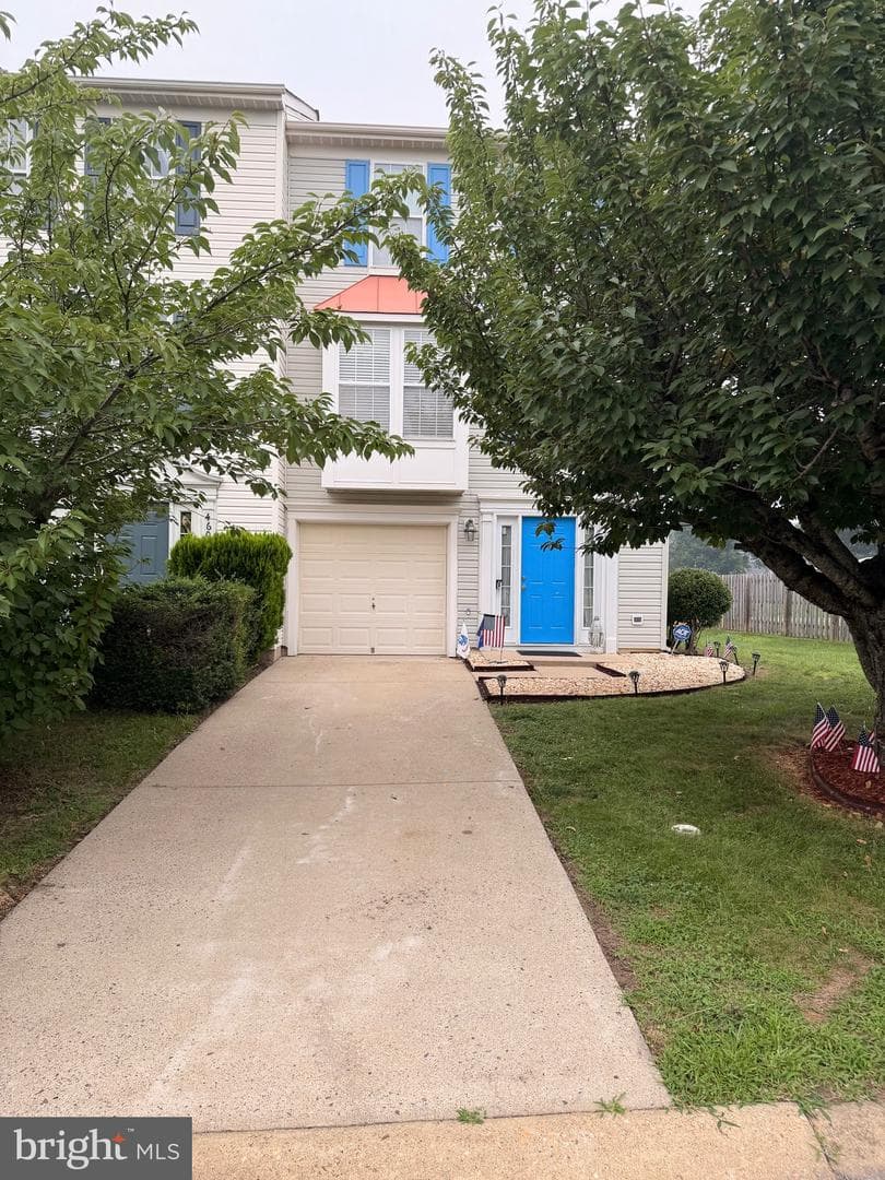 4601 Colonnade Way photo 3