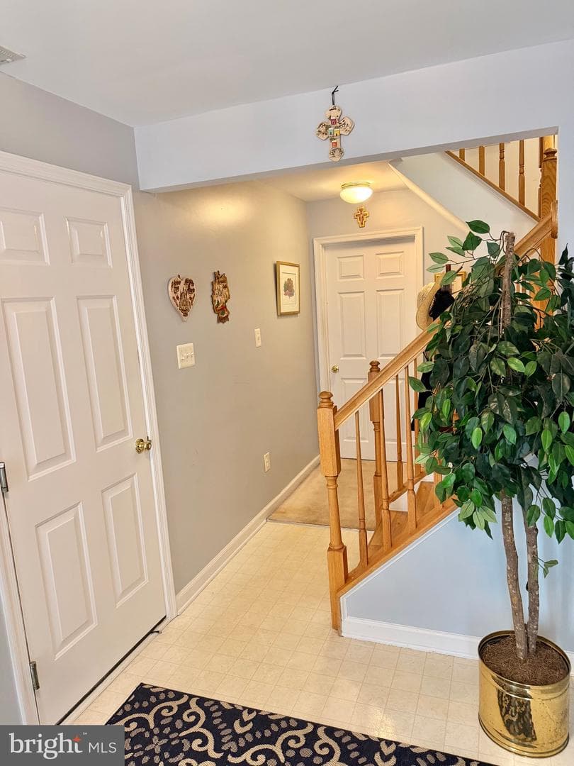 4601 Colonnade Way photo 5
