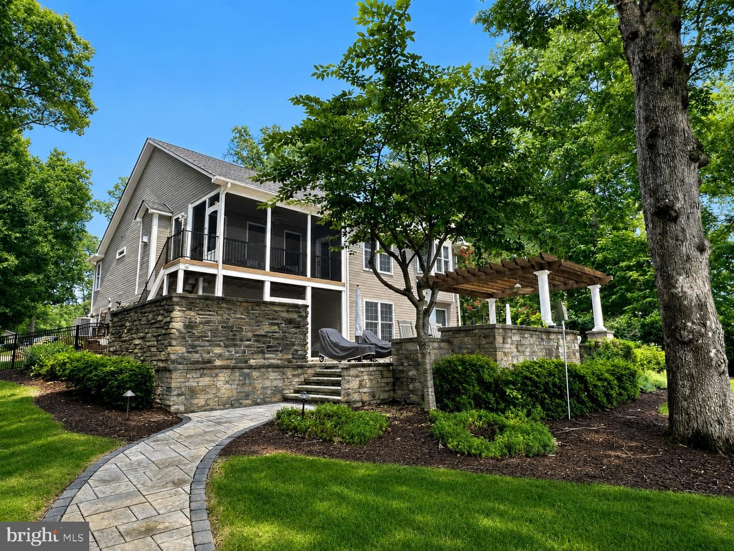 13420 Black Walnut Lane photo 3
