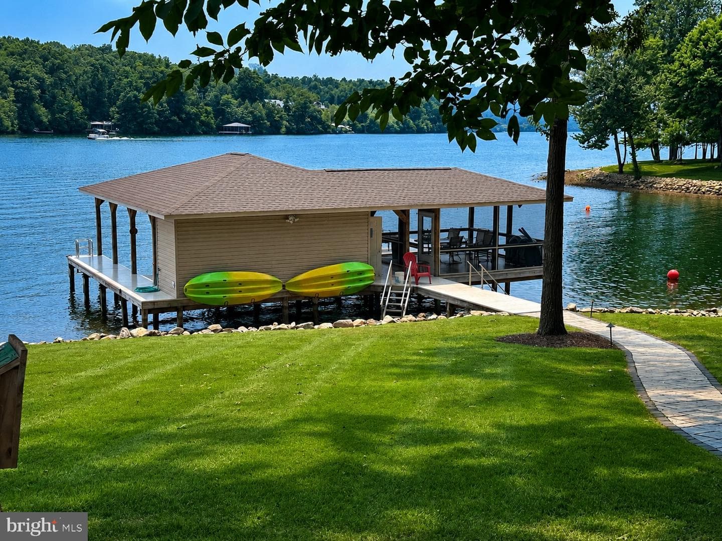 13420 Black Walnut Lane photo 4