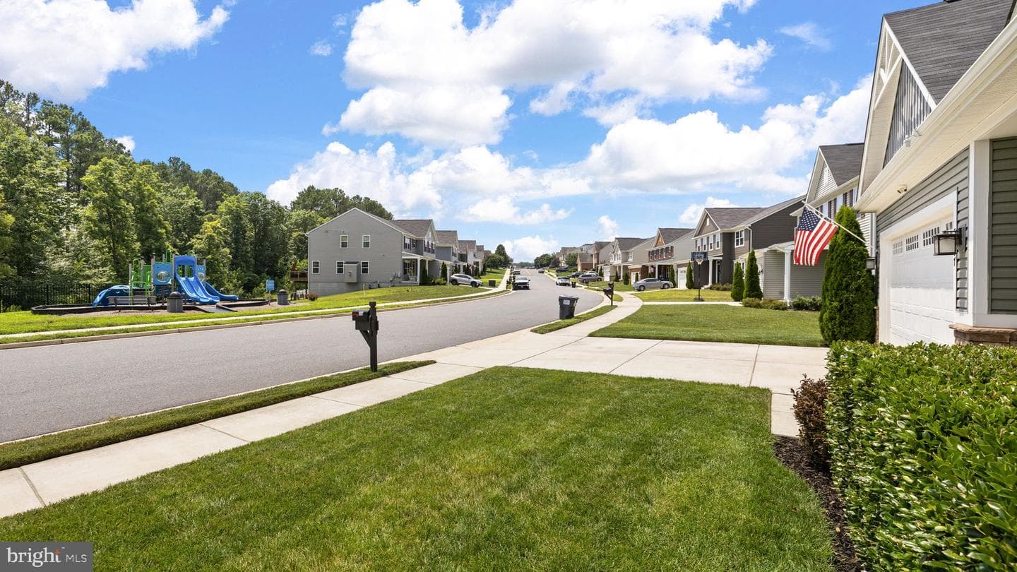 5607 Ivy Hill Drive photo 4