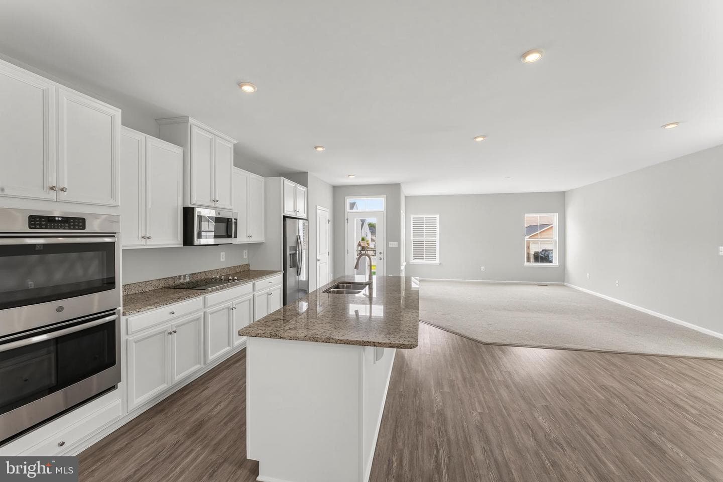 6611 Shelton Lane photo 22