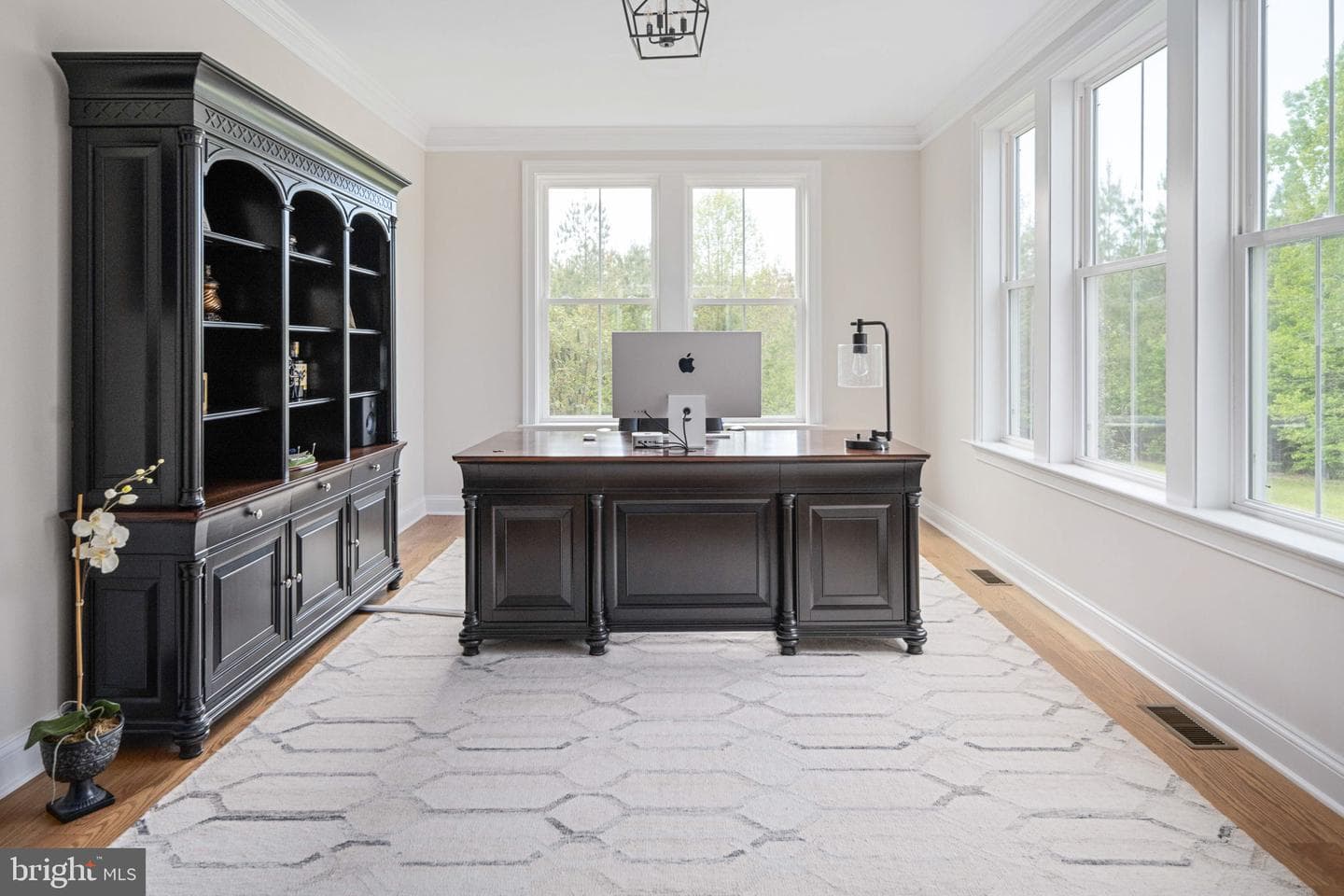 10912 Downton Avenue photo 22