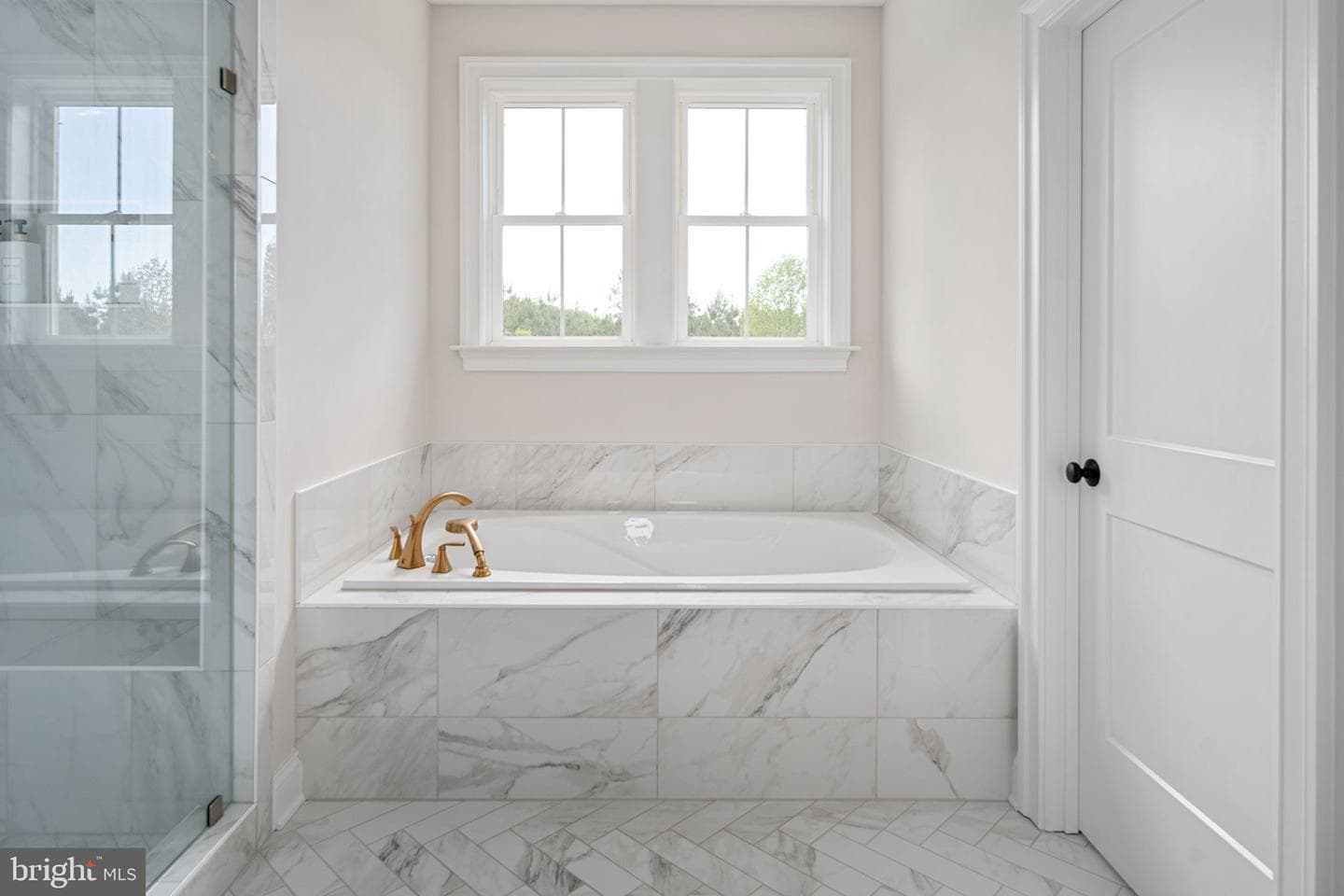 10912 Downton Avenue photo 36