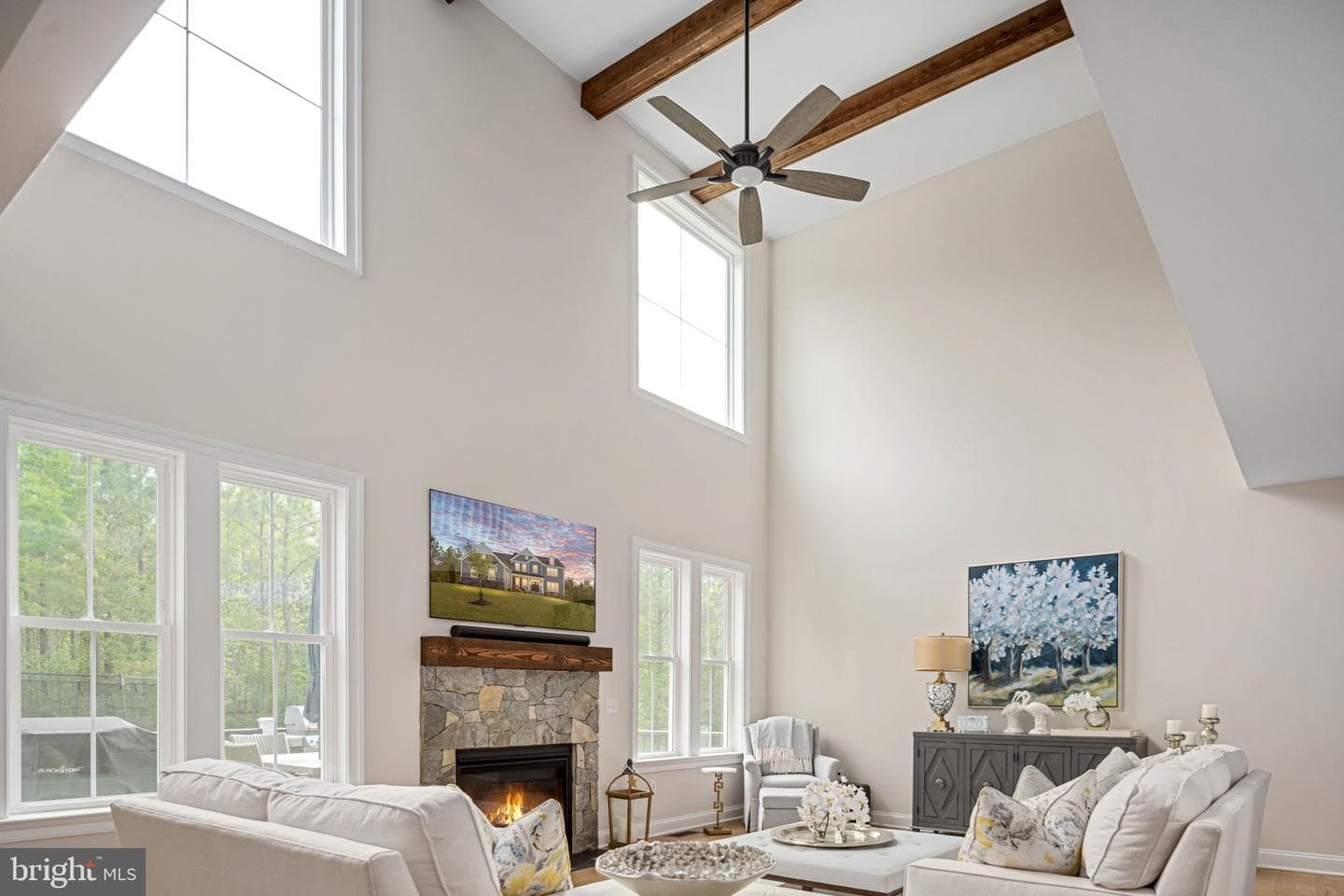 10912 Downton Avenue photo 4