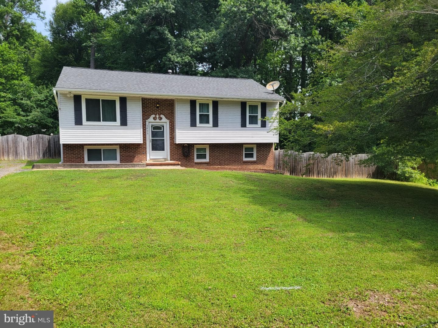 6805 Ashton Circle photo 1