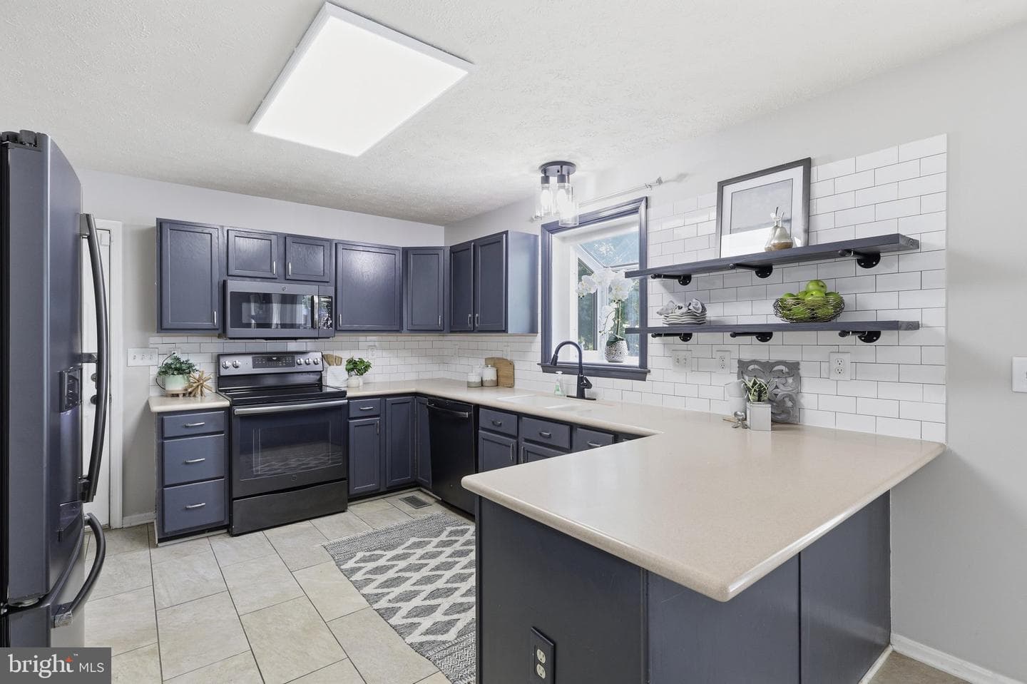 10108 Ballston Rd photo 11