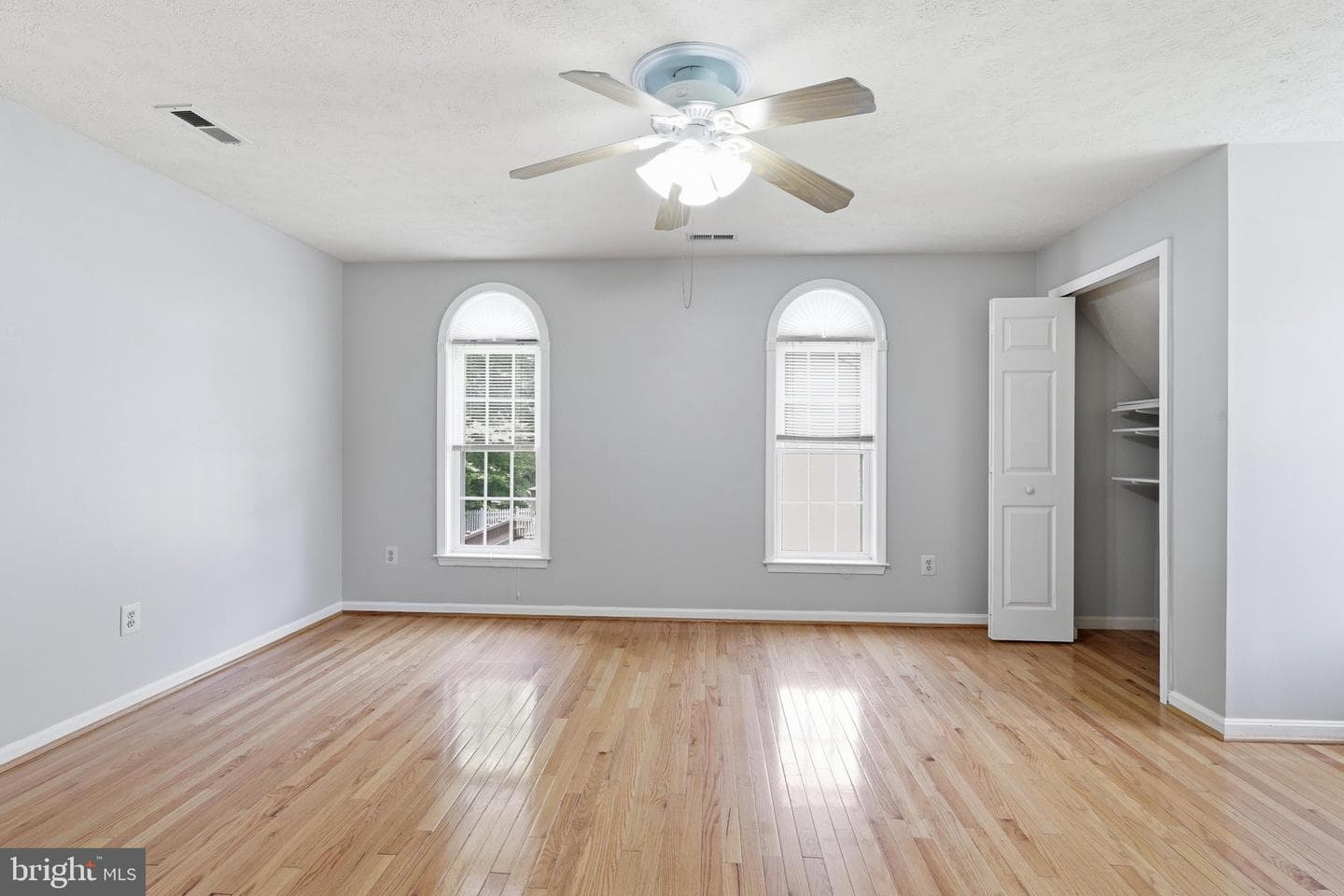 10108 Ballston Rd photo 20