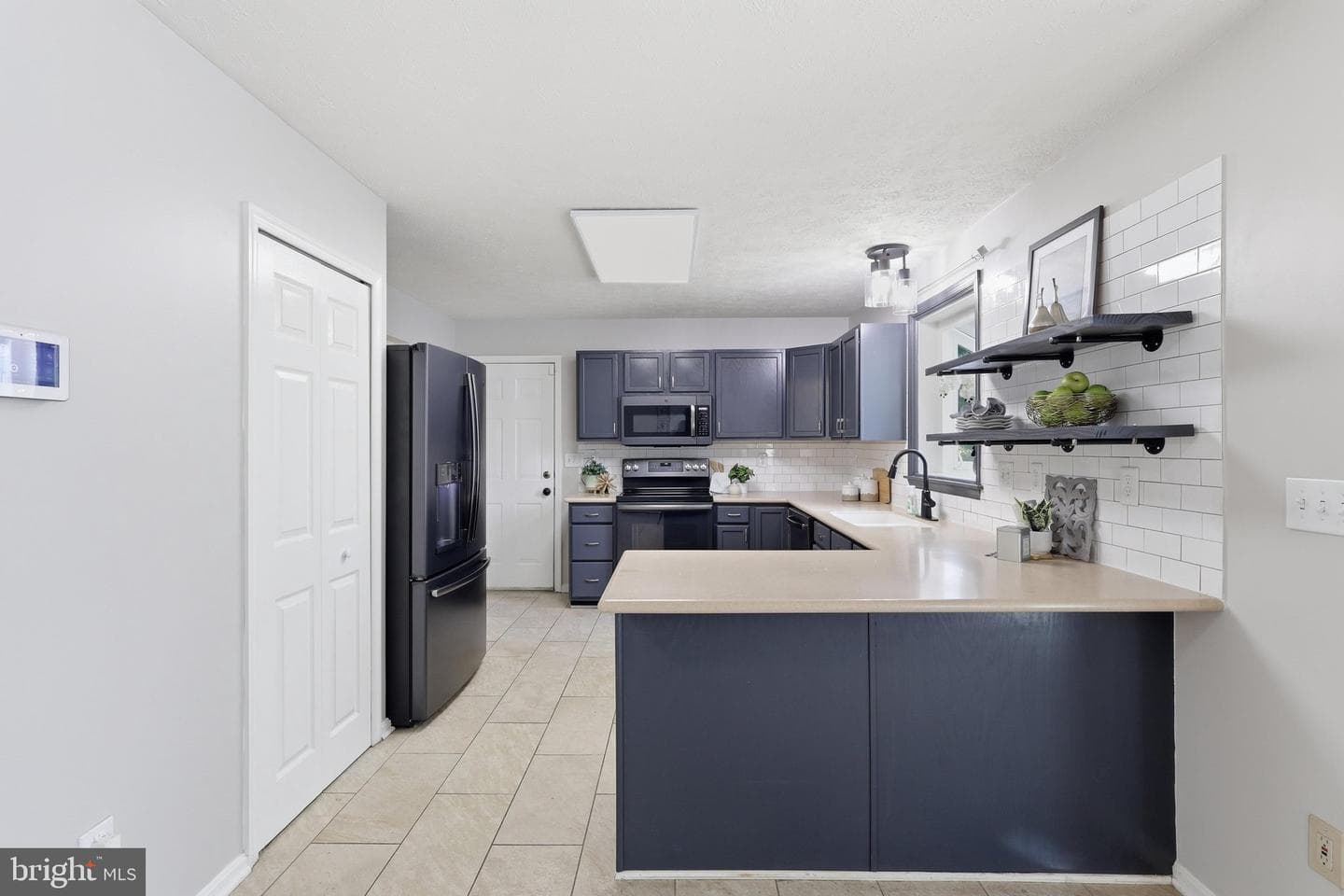 10108 Ballston Rd photo 8