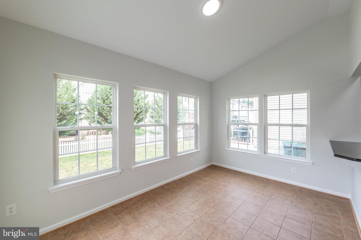 9349 Birch Cliff Drive photo 7