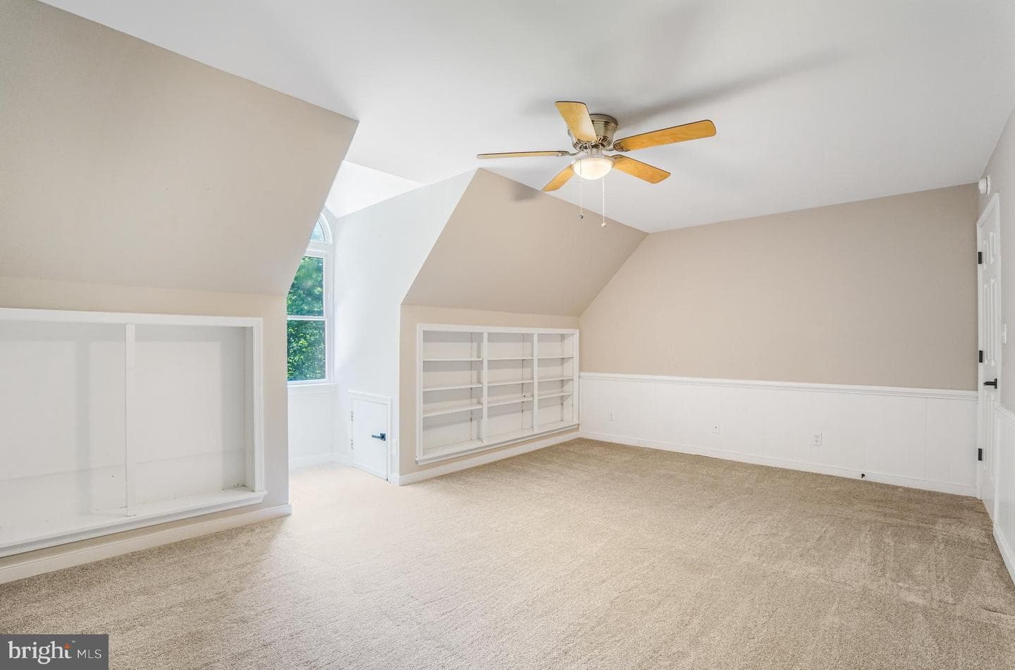 12000 Lee Drive photo 45