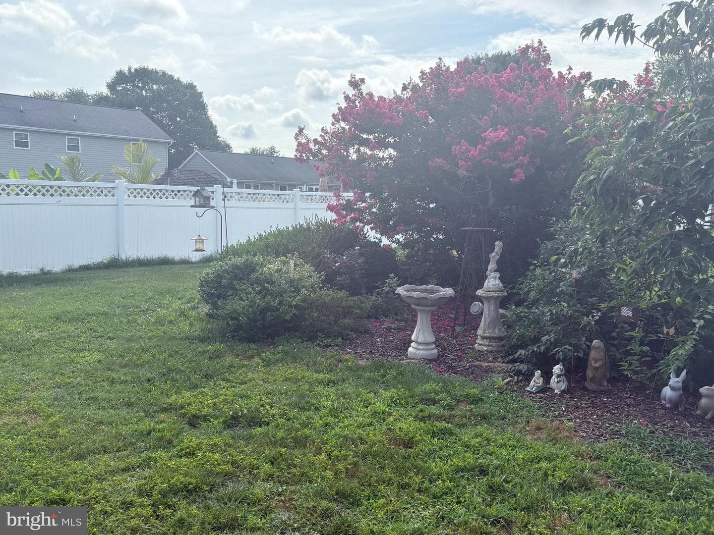 801 Kilarney Drive photo 3