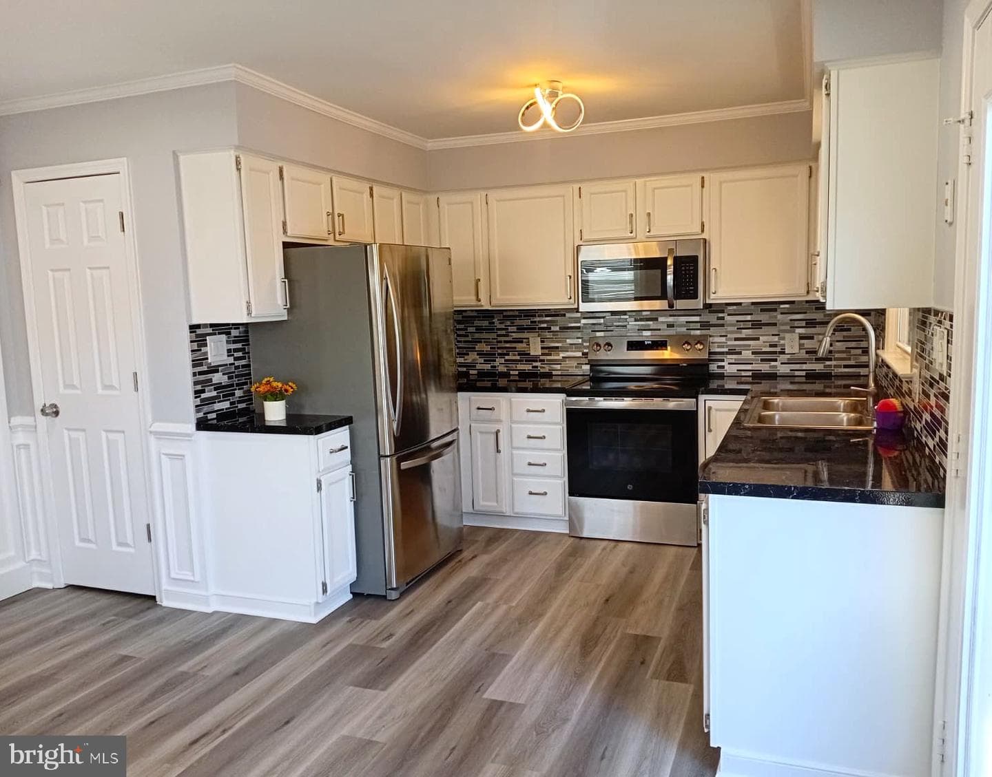 7113 Sharon Road photo 13
