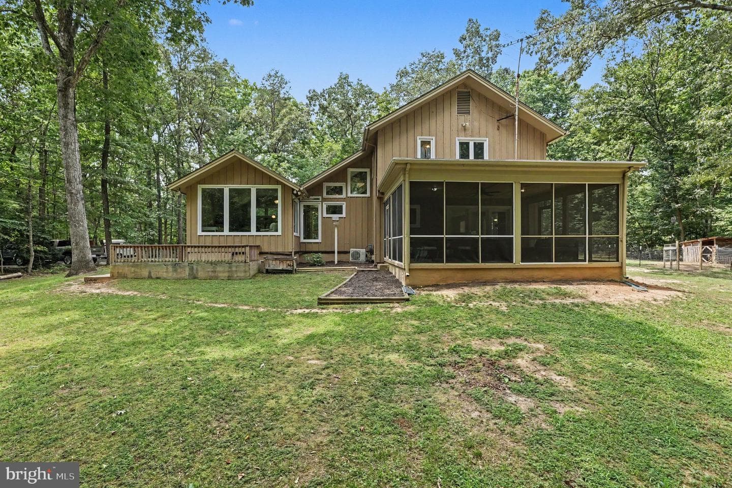 7005 River Road photo 30