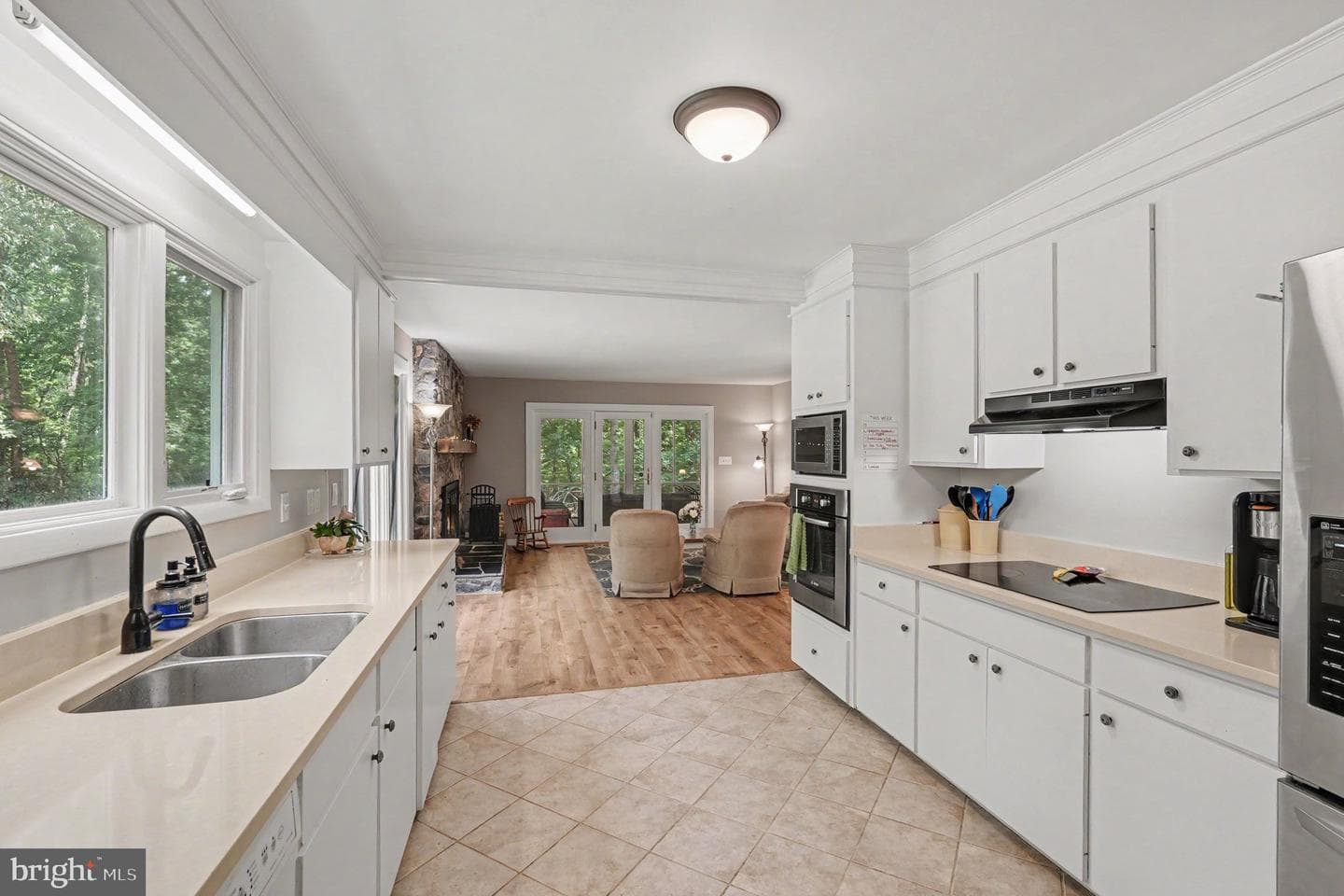 7005 River Road photo 9