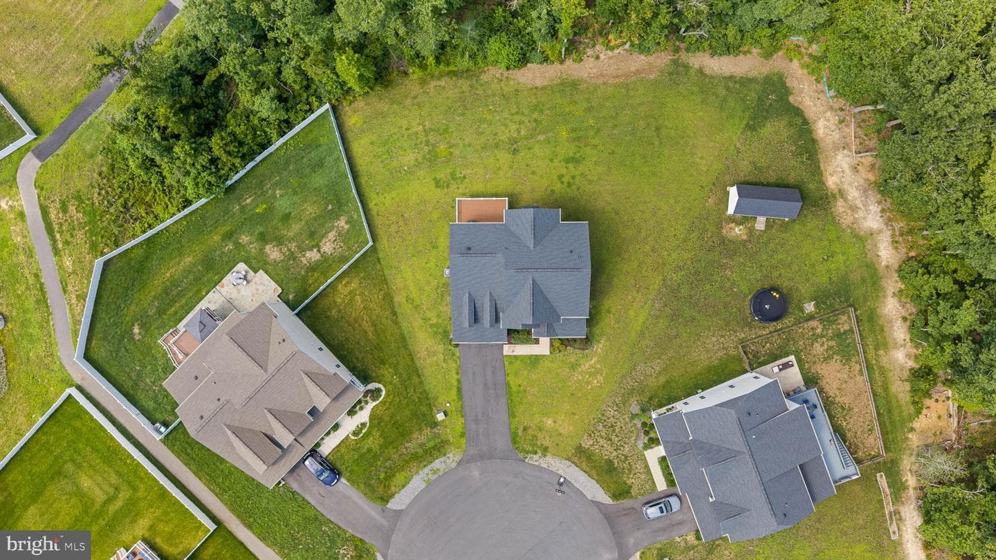 9312 Spring Hill Lane photo 10