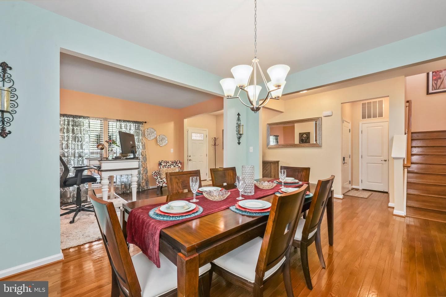 9904 Box Oak Court photo 12