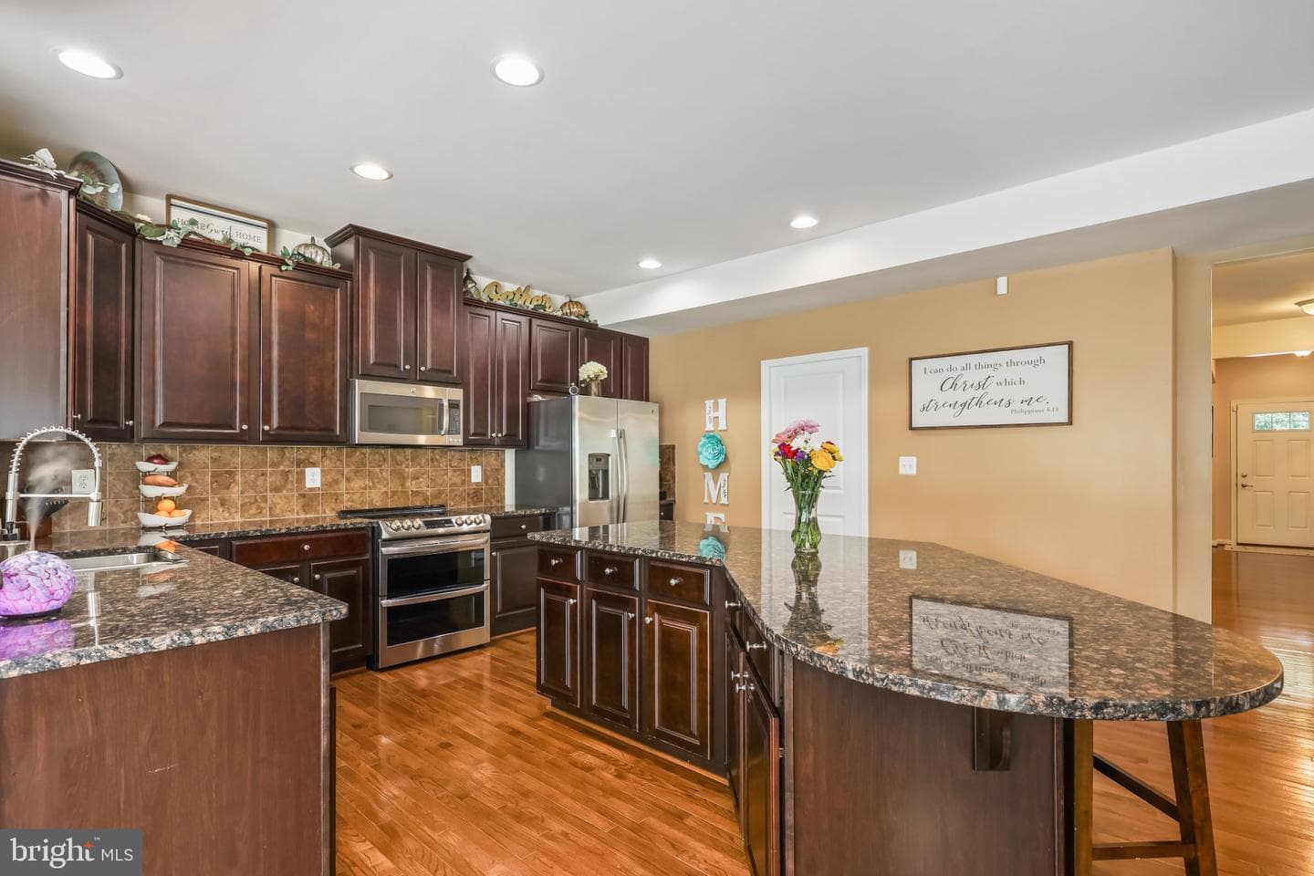 9904 Box Oak Court photo 15