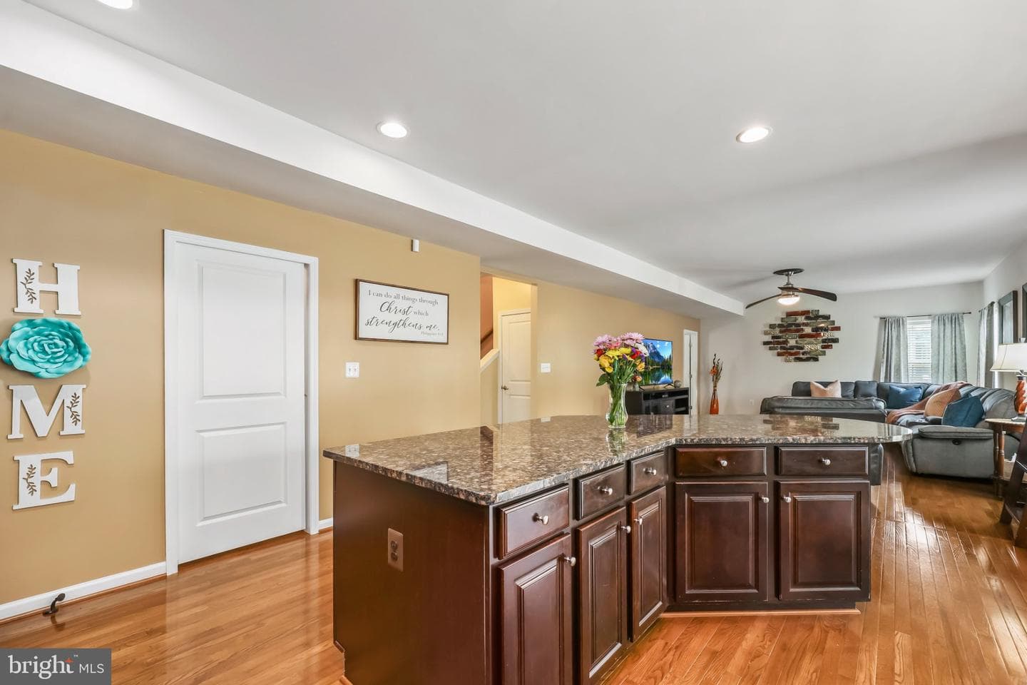 9904 Box Oak Court photo 16