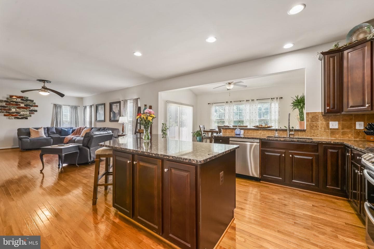 9904 Box Oak Court photo 17