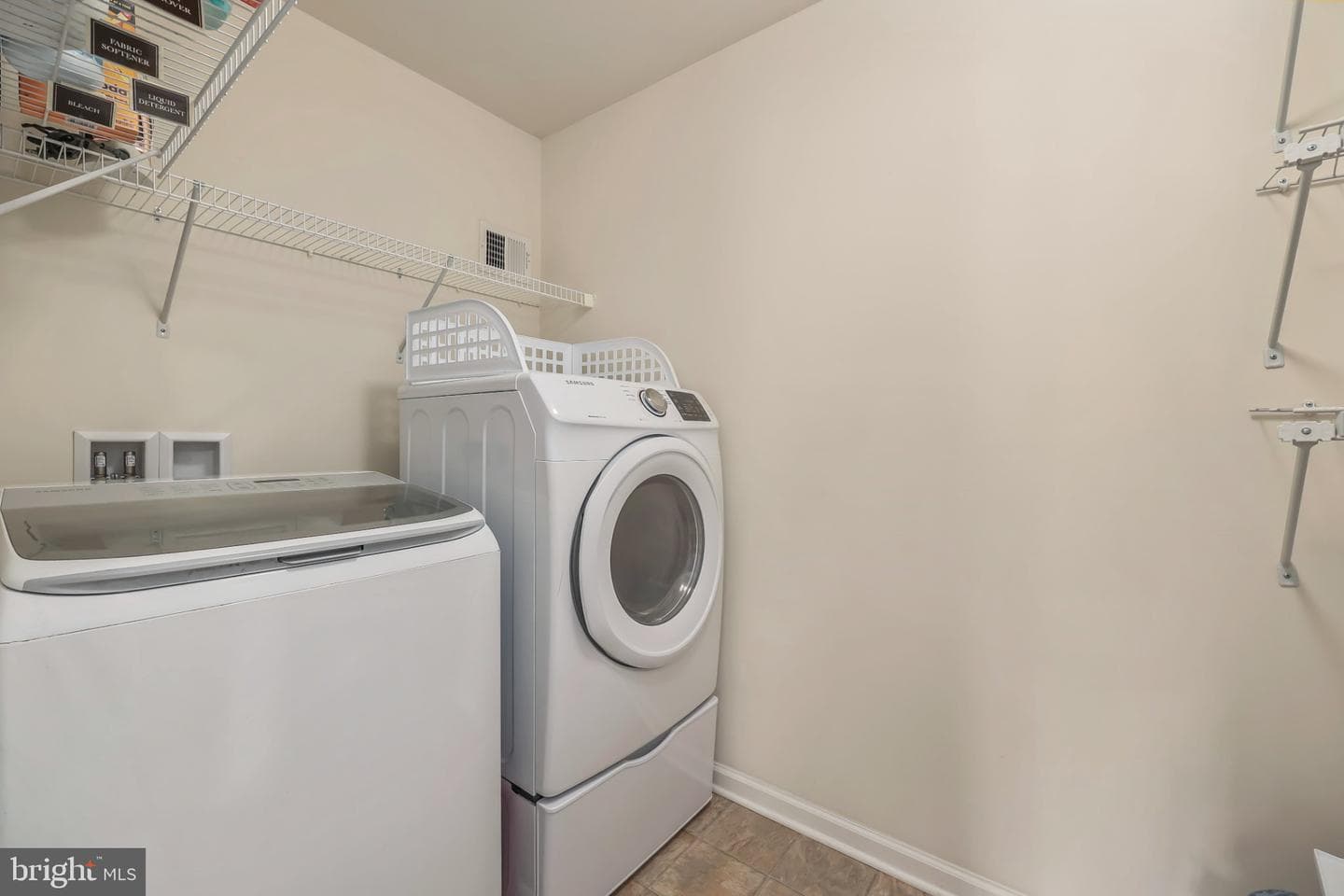 9904 Box Oak Court photo 35